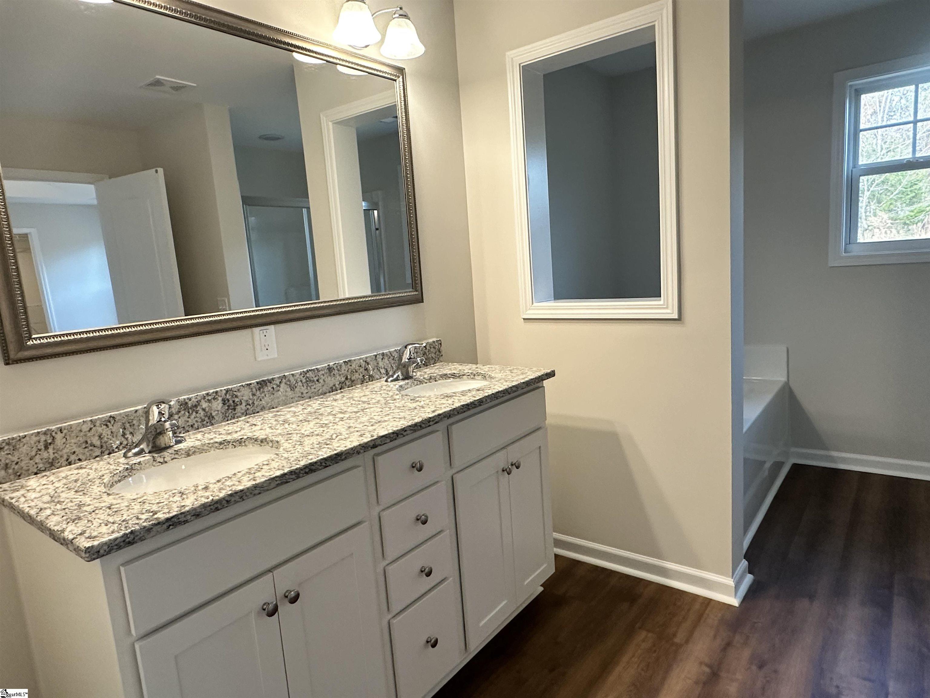 1018 Silverbend Trail