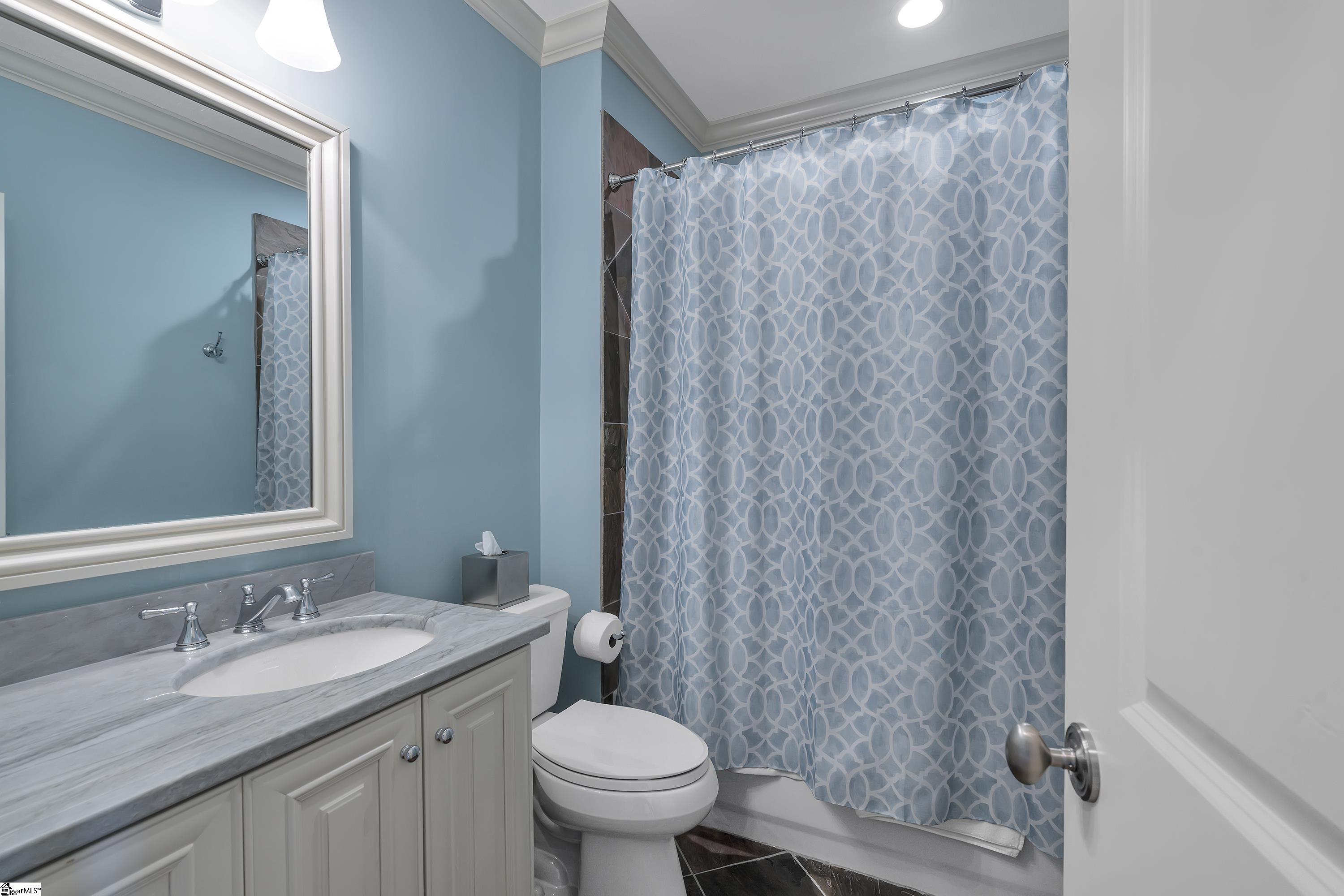 1016 Saint Andrews Court