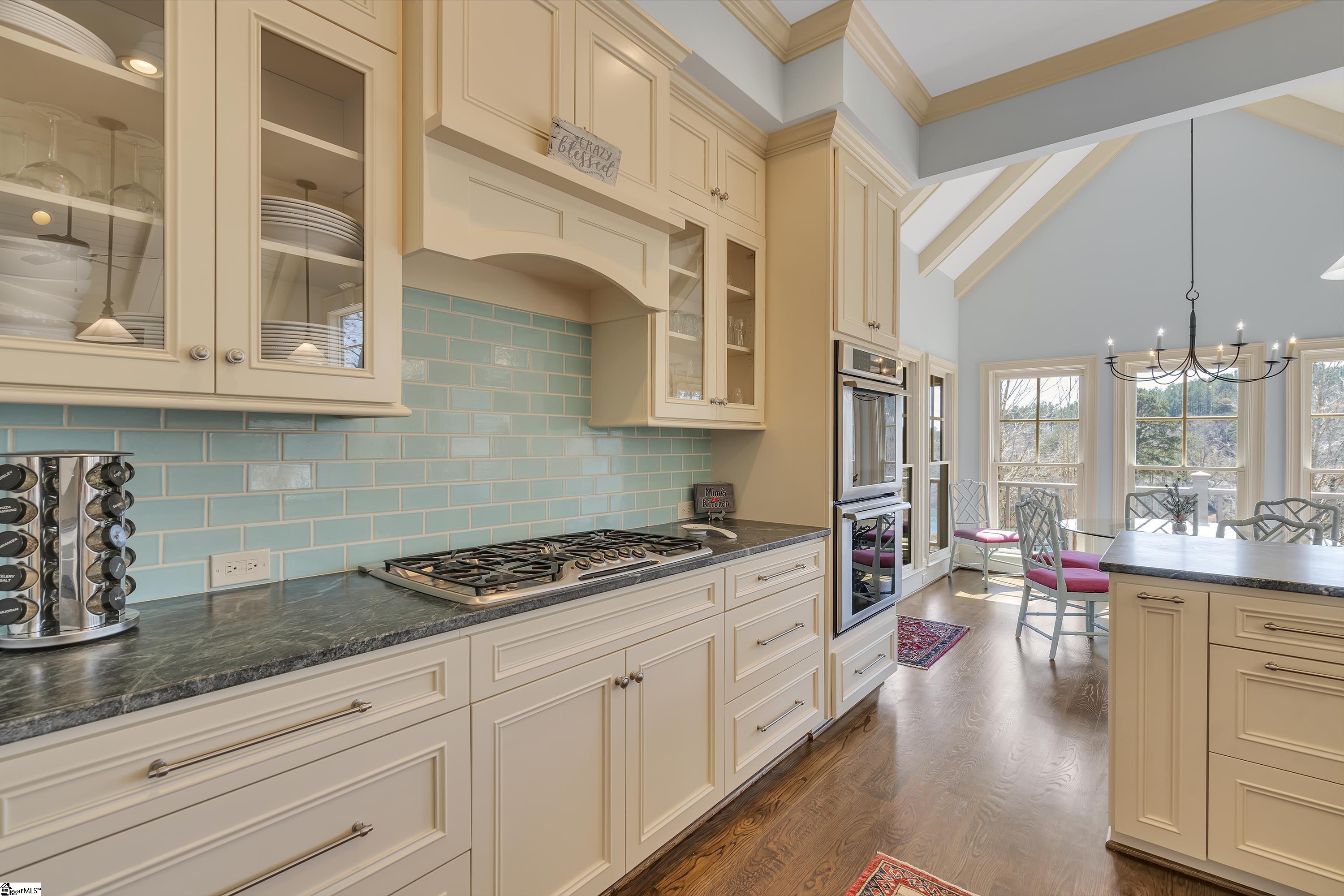 1016 Saint Andrews Court