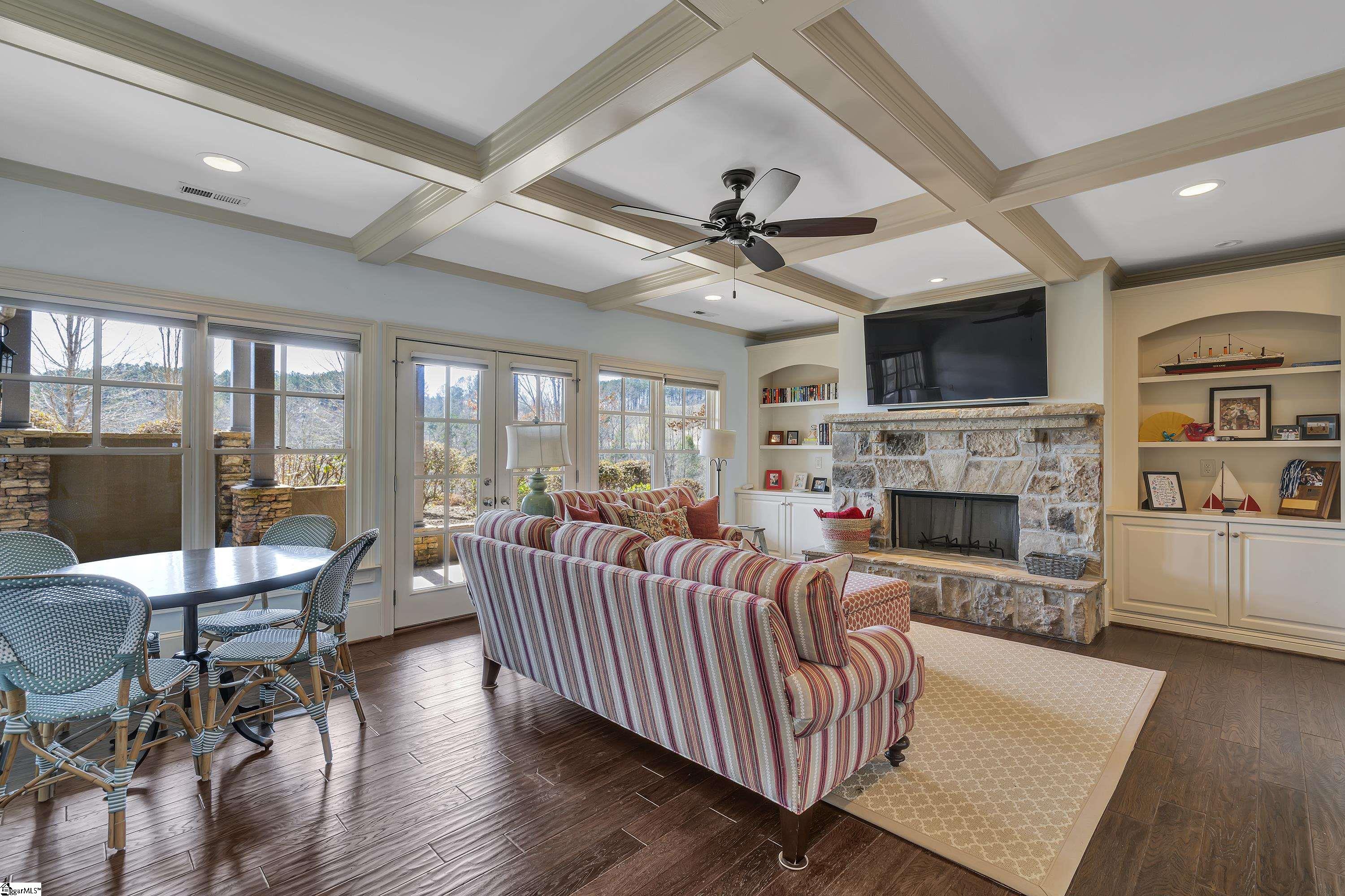 1016 Saint Andrews Court