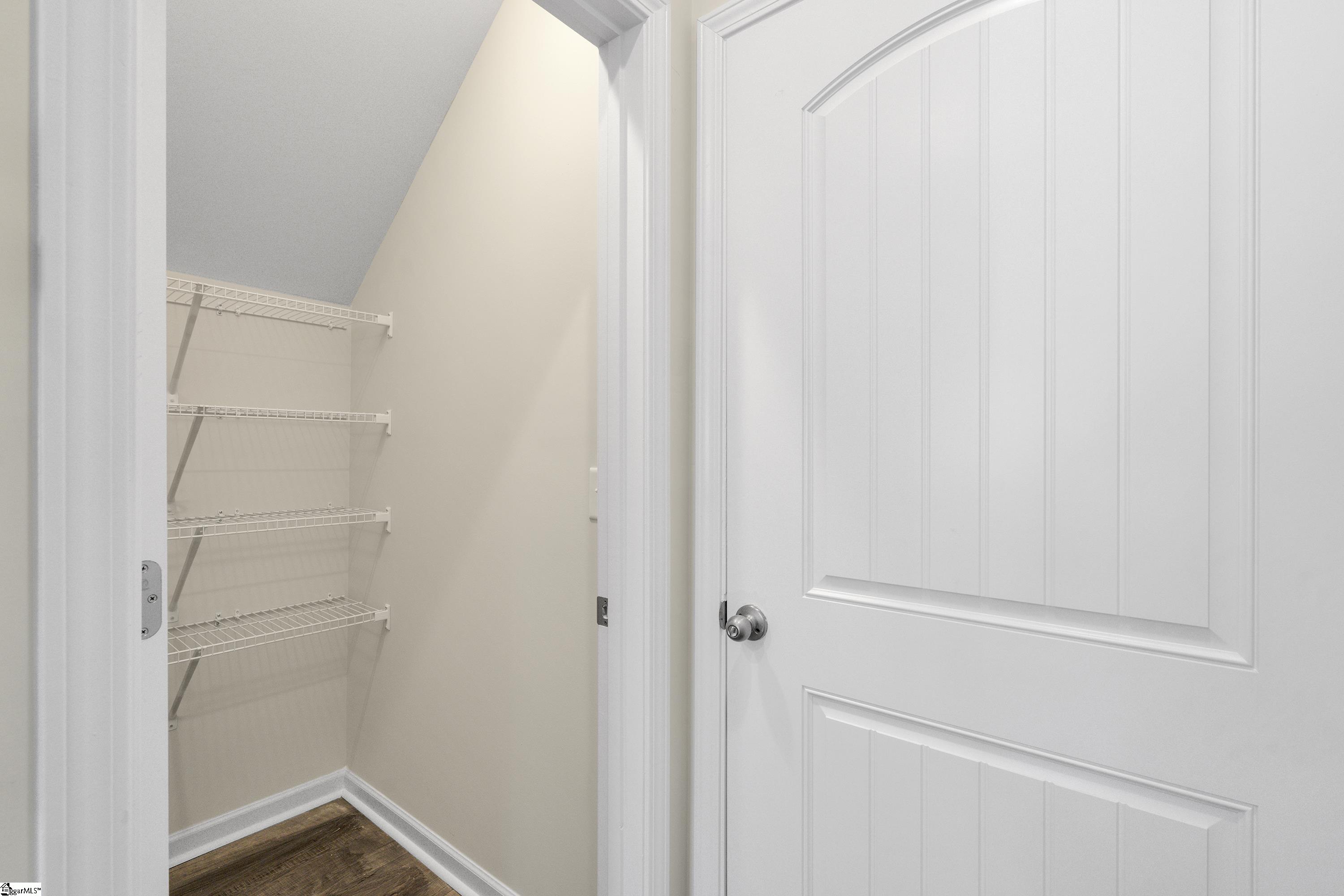 1006 Silverbend Trail