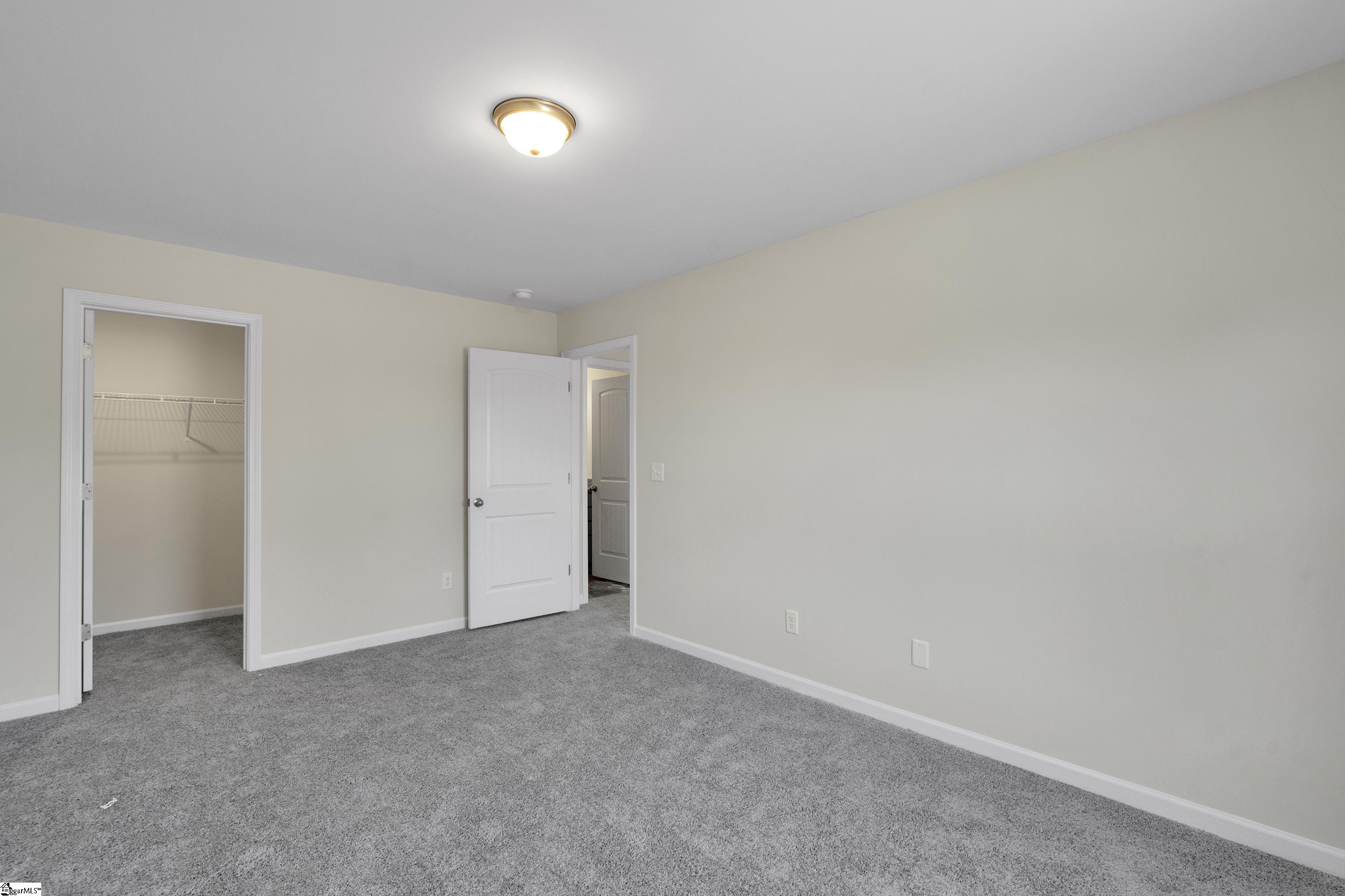 1006 Silverbend Trail