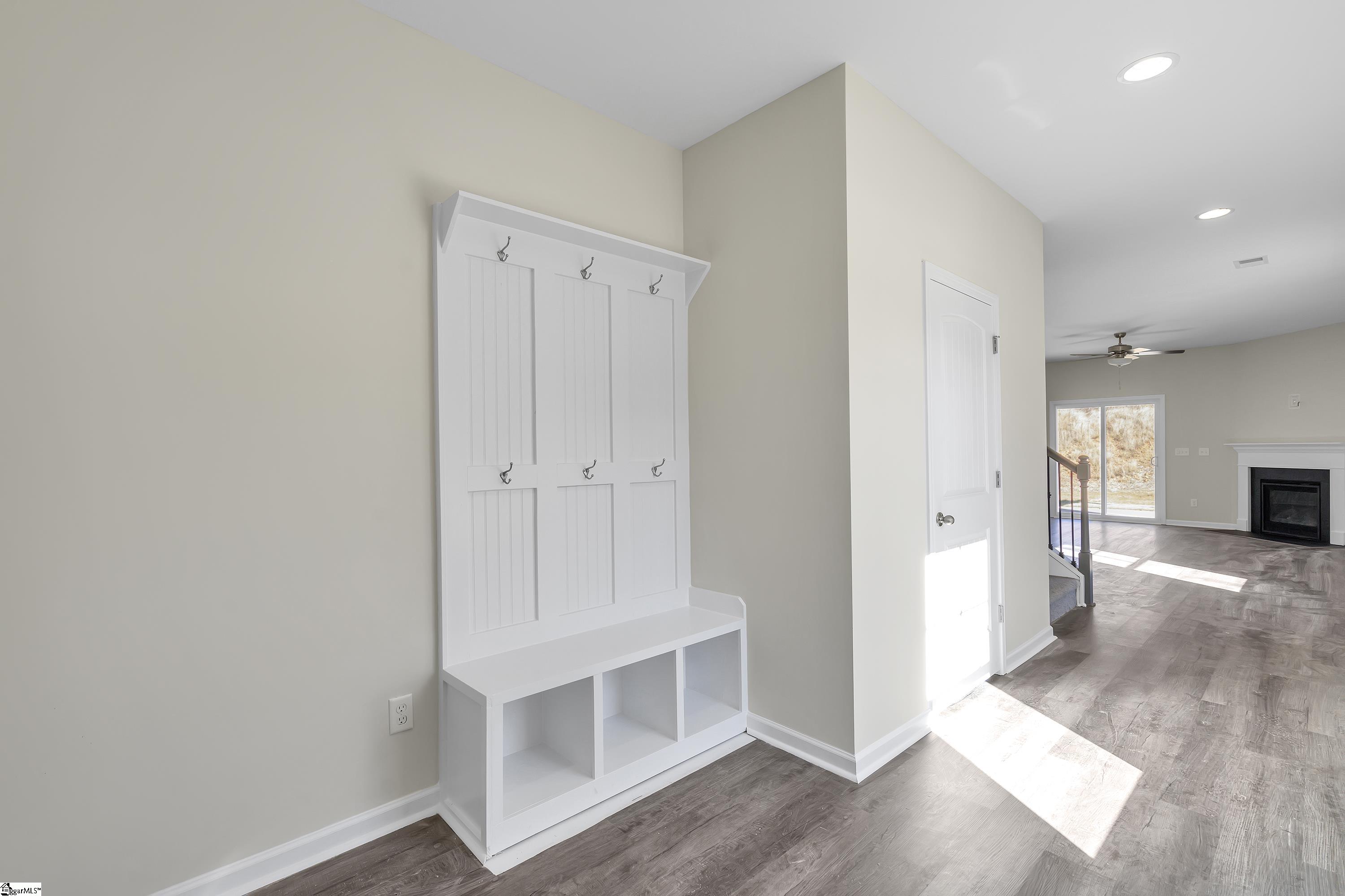 1006 Silverbend Trail