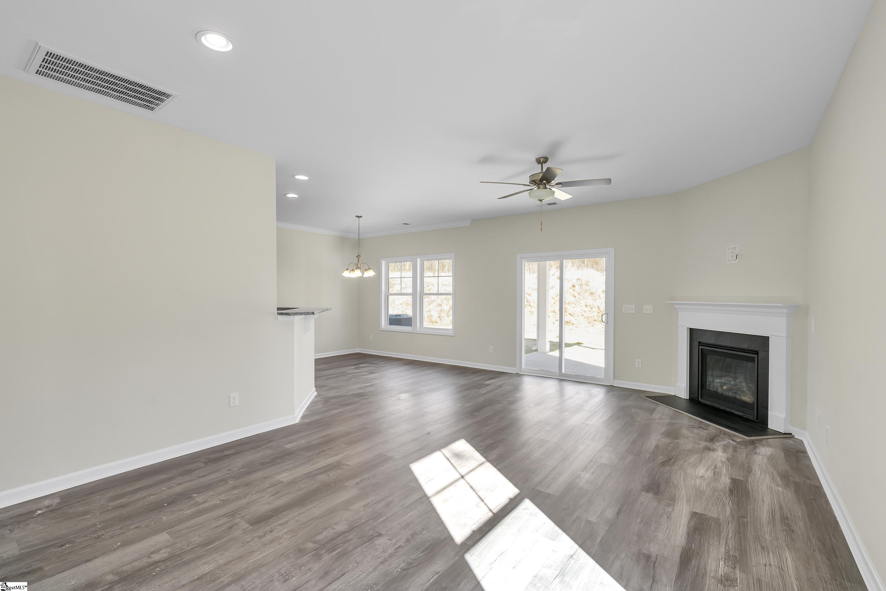 1006 Silverbend Trail