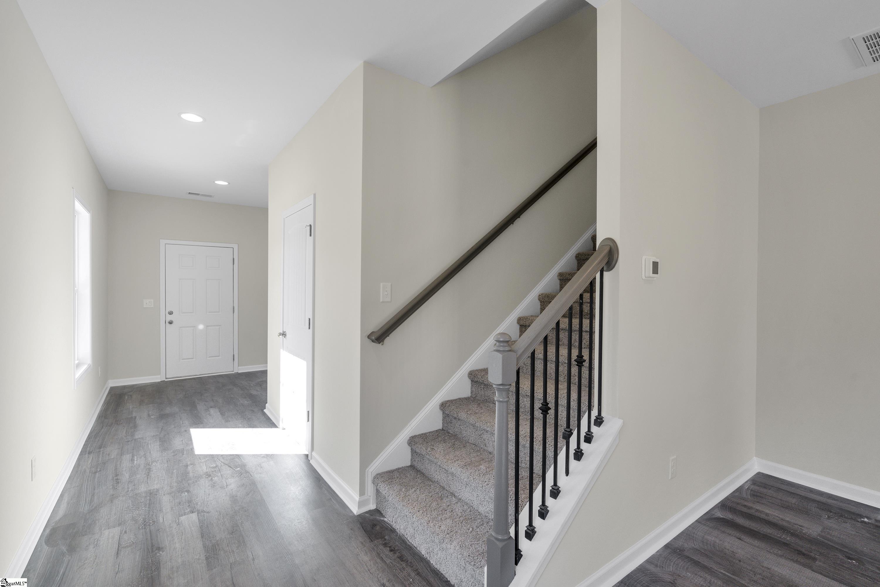 1006 Silverbend Trail