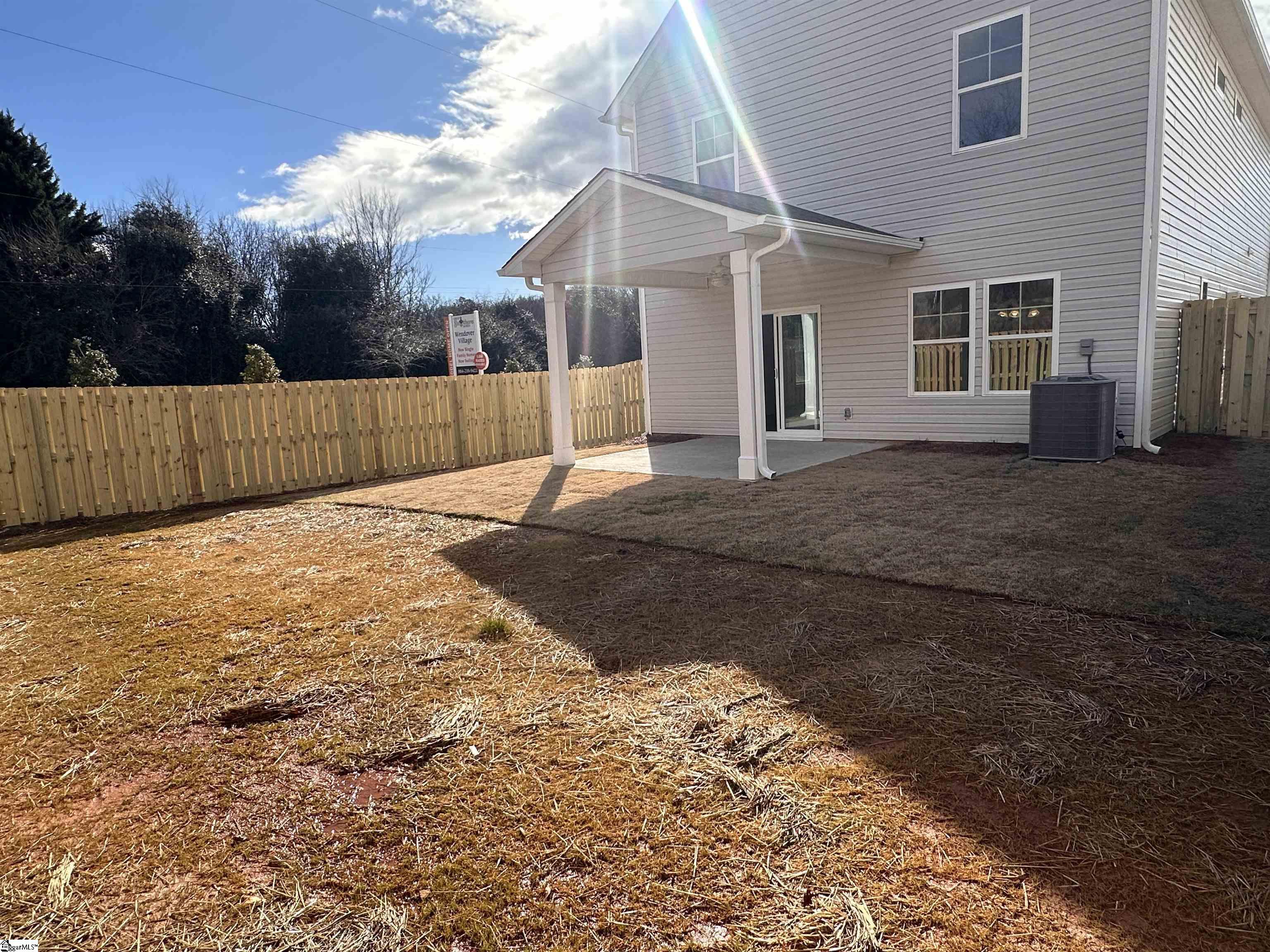 1006 Silverbend Trail