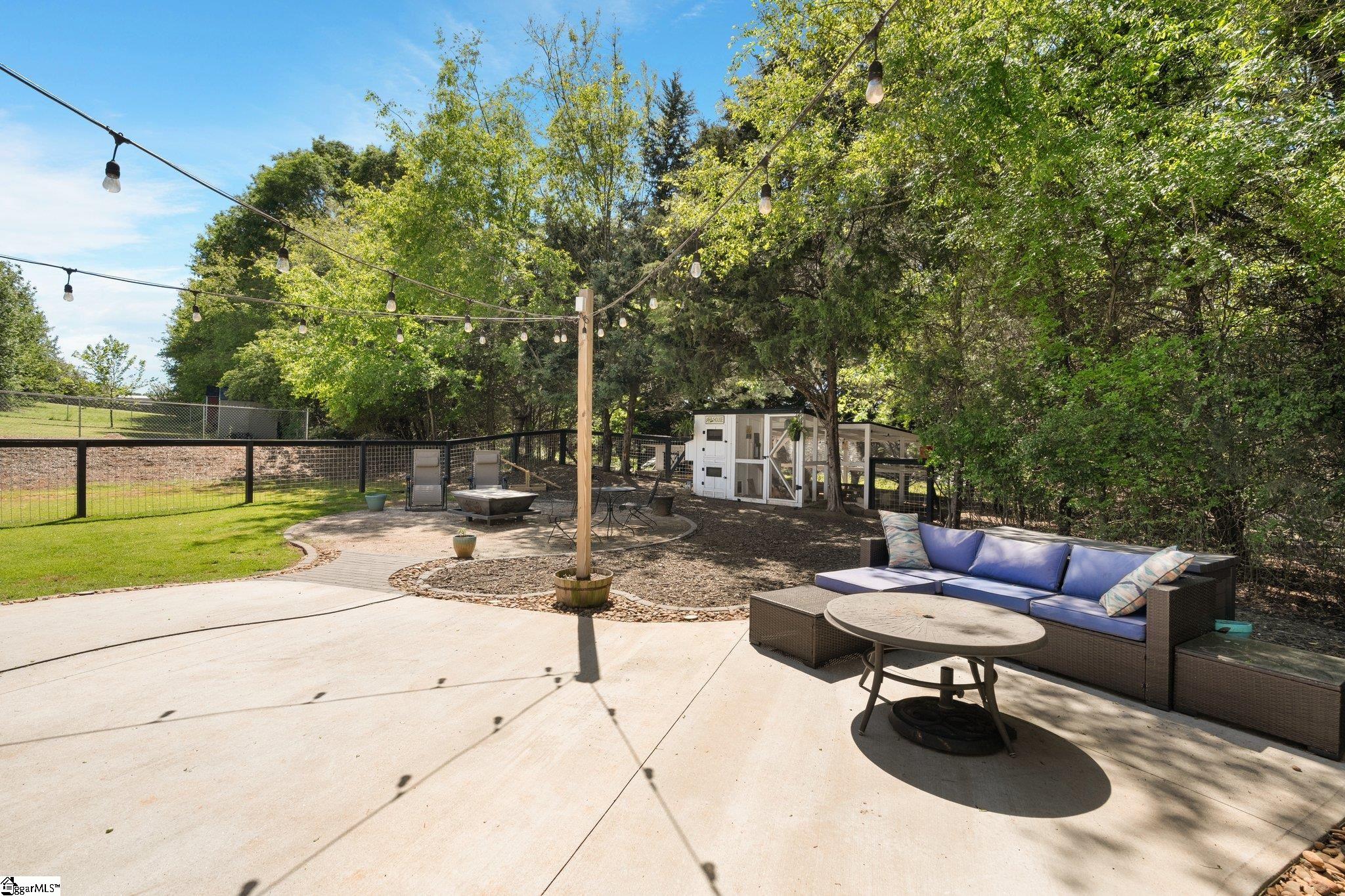 100 Hurst Avenue