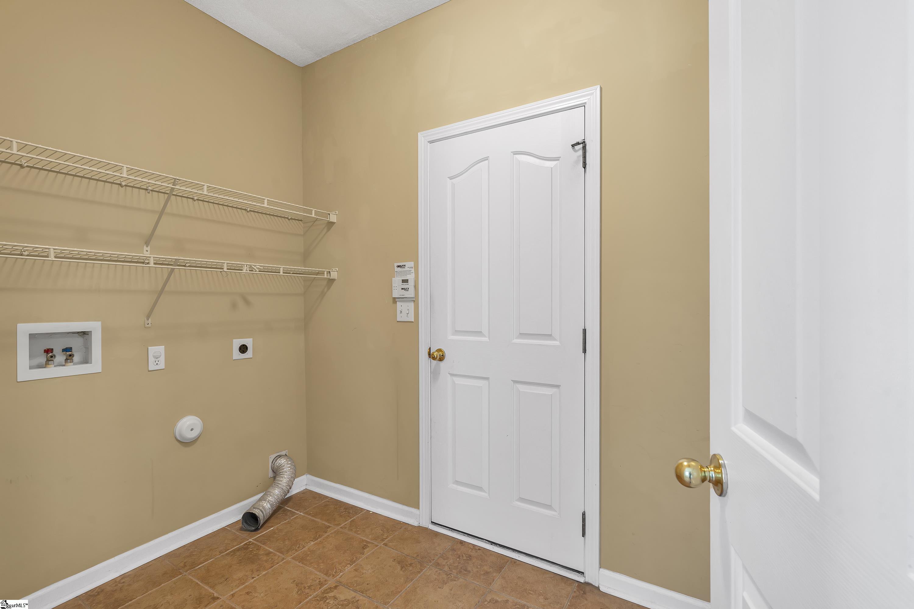 101 Cretewood Place