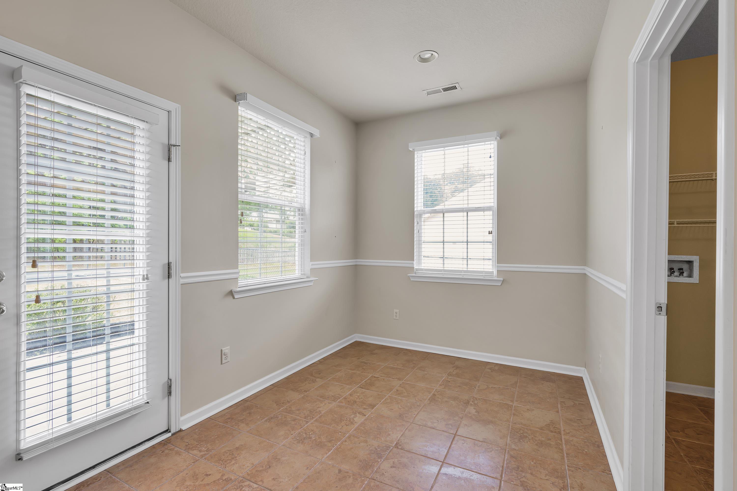 101 Cretewood Place