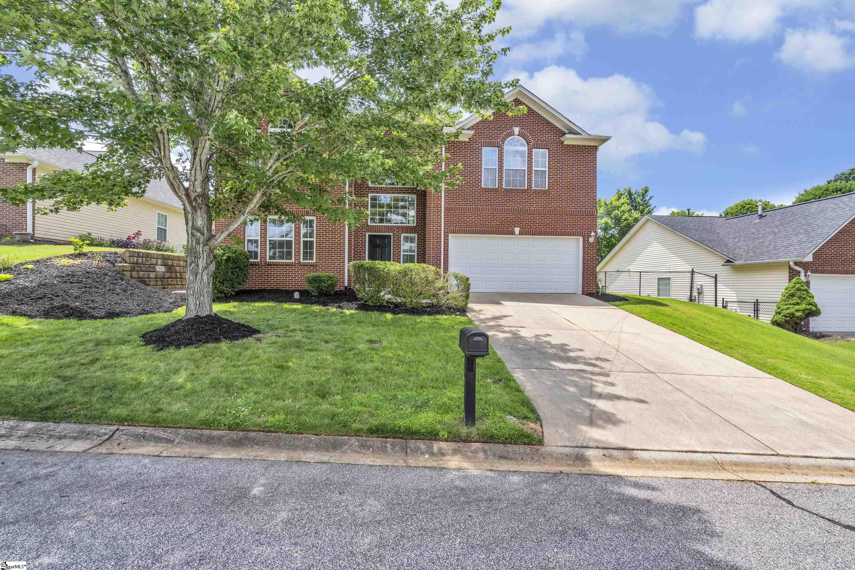 101 Cretewood Place