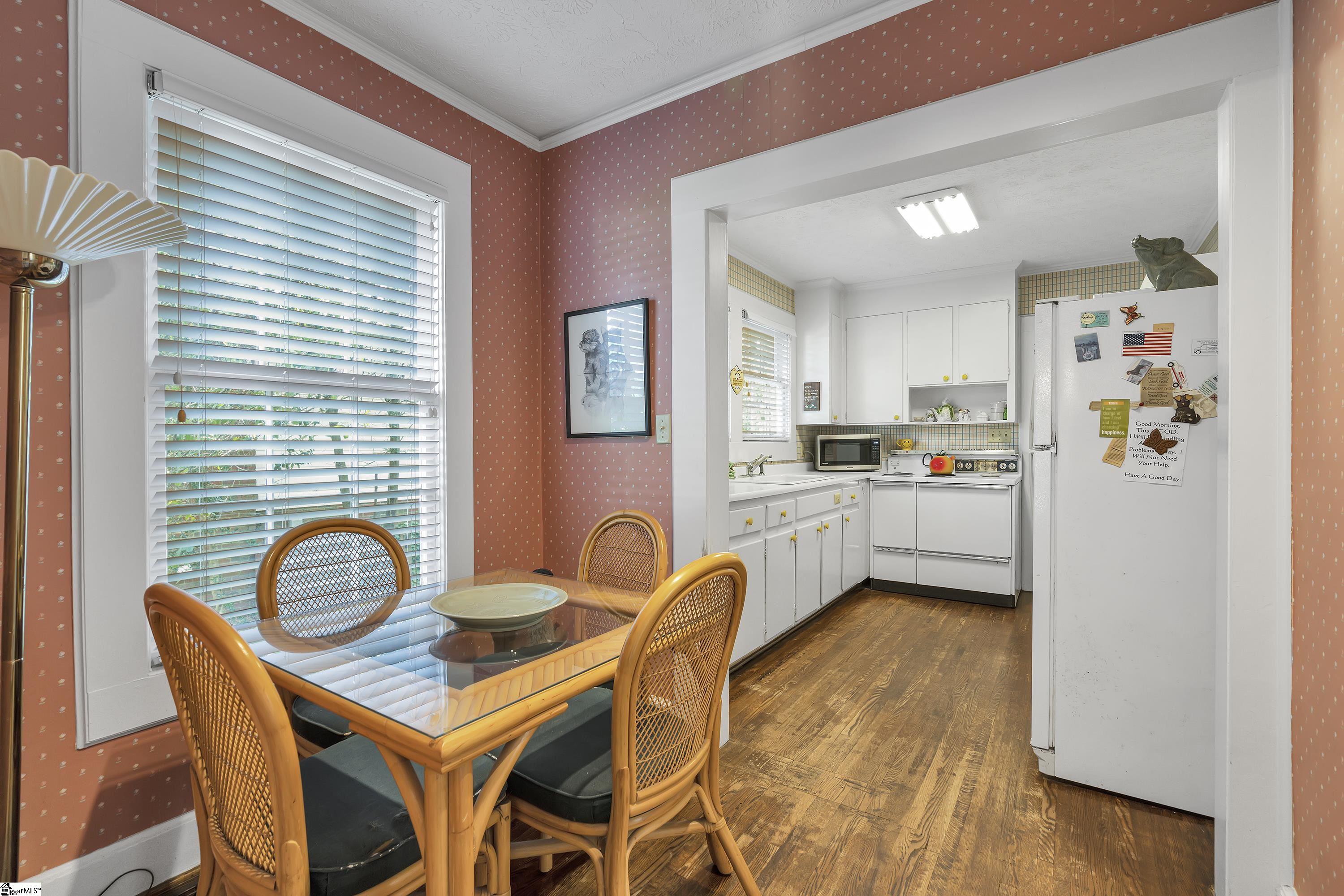 100 Ponce De Leon Drive