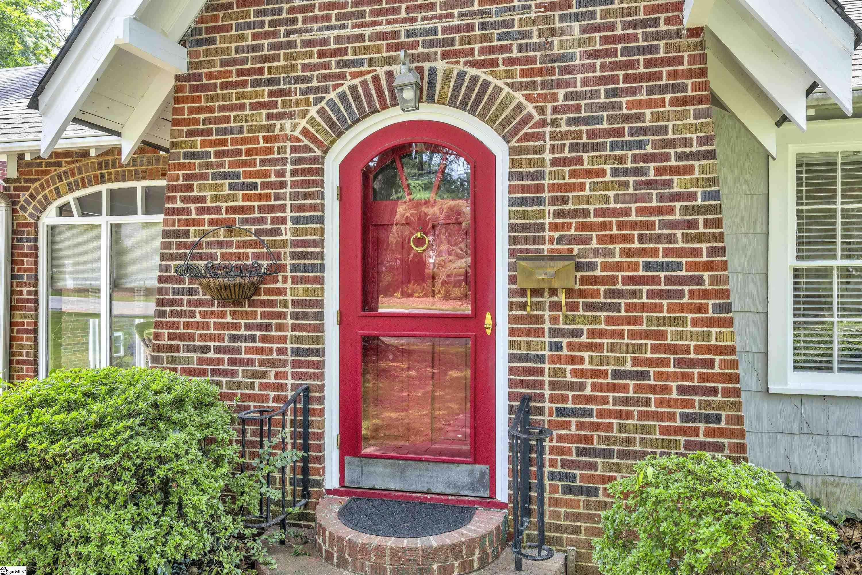 100 Ponce De Leon Drive