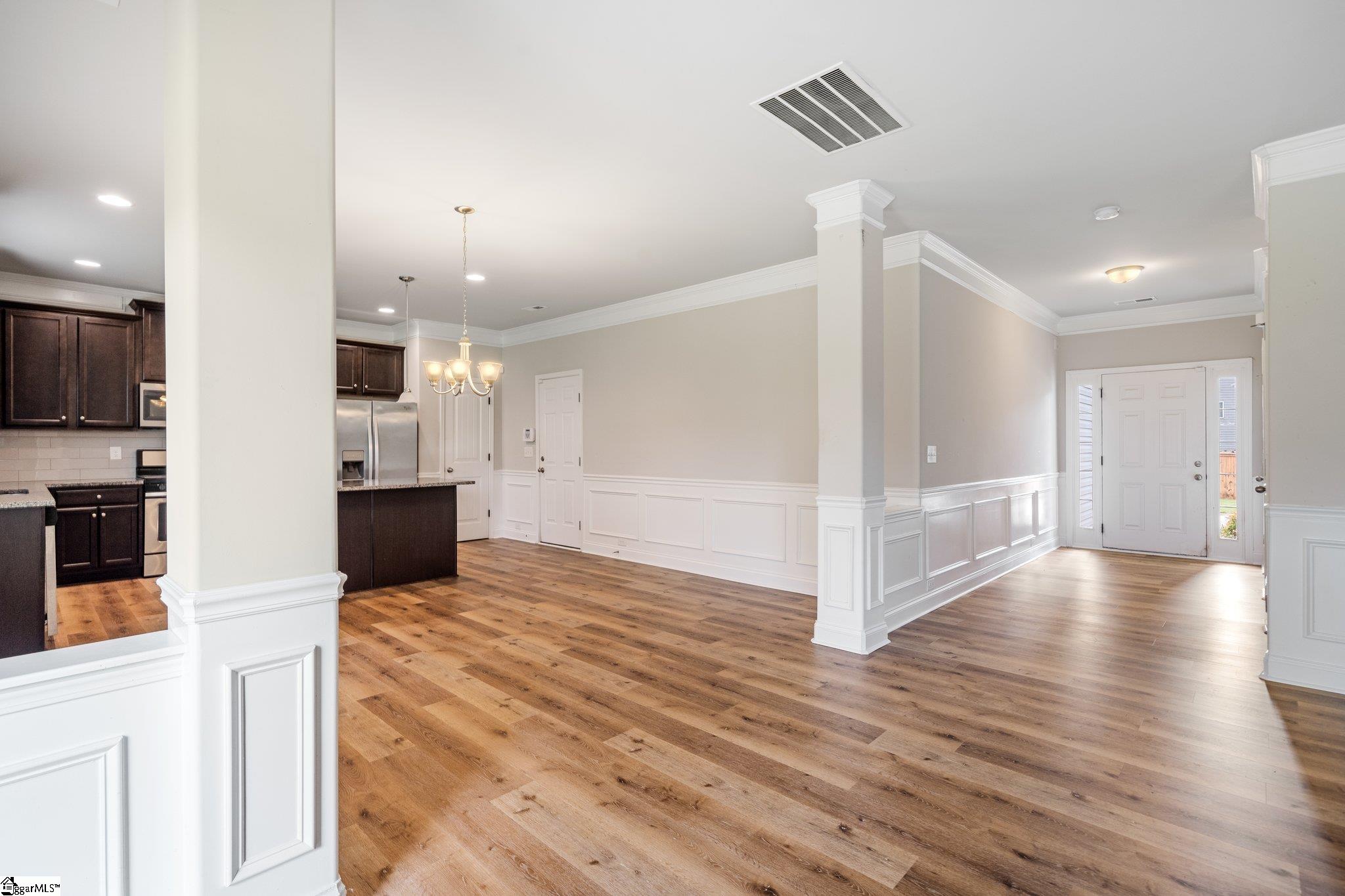 458 Wolfbend Road