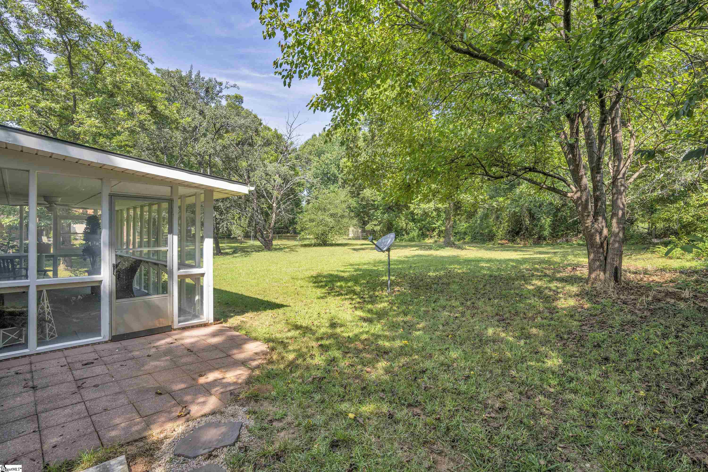 101 Dellbrook Drive
