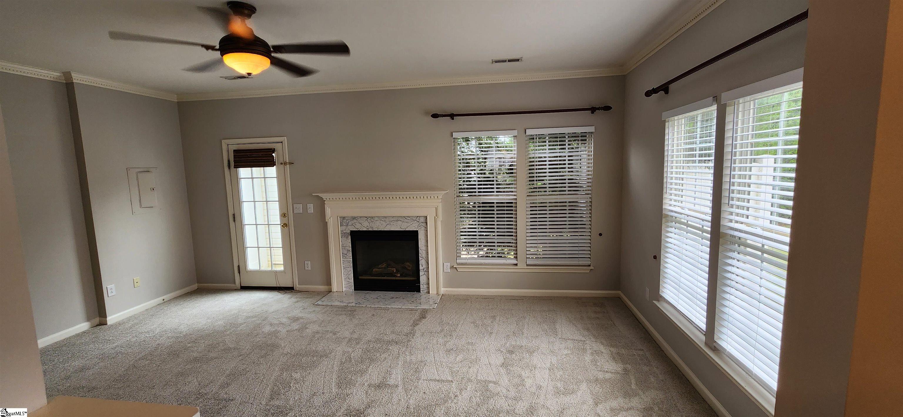 32 Spring Crossing Circle