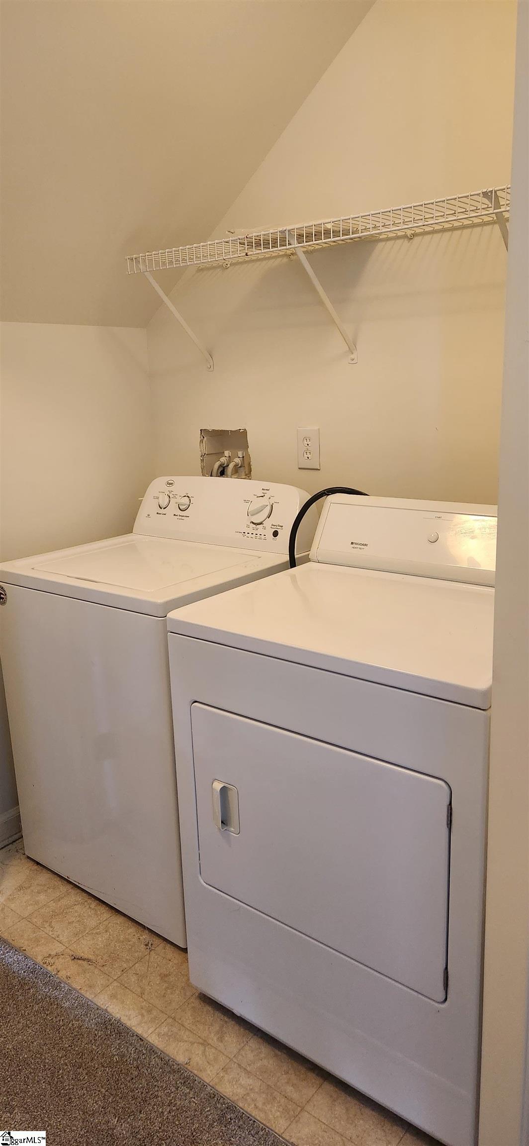 32 Spring Crossing Circle