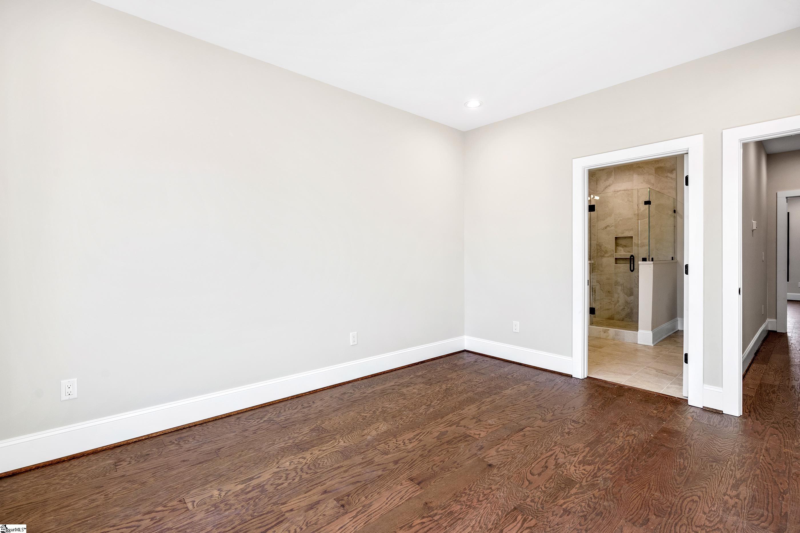 9 Conwell Street Unit 5