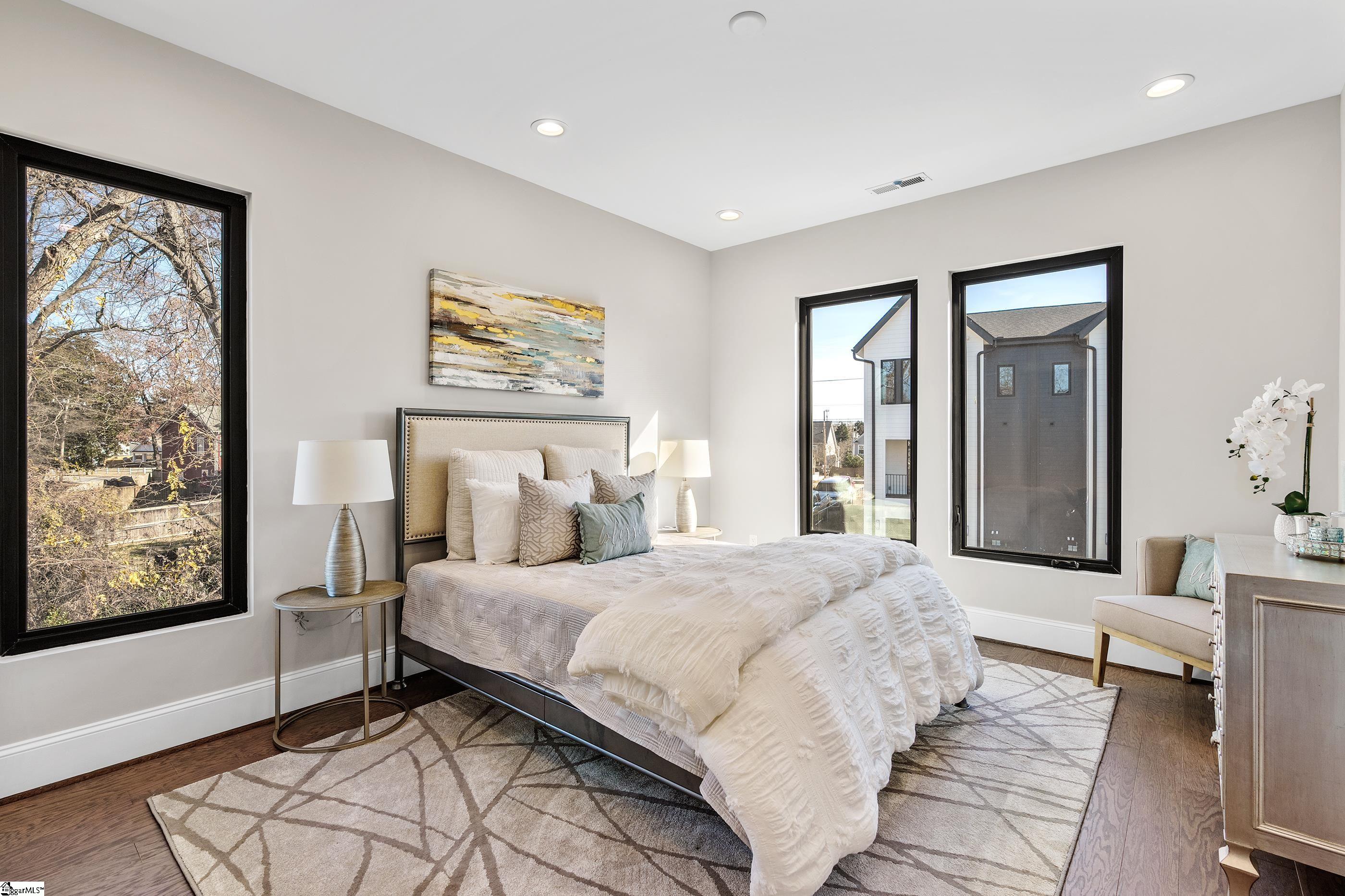 5 Conwell Street Unit 3