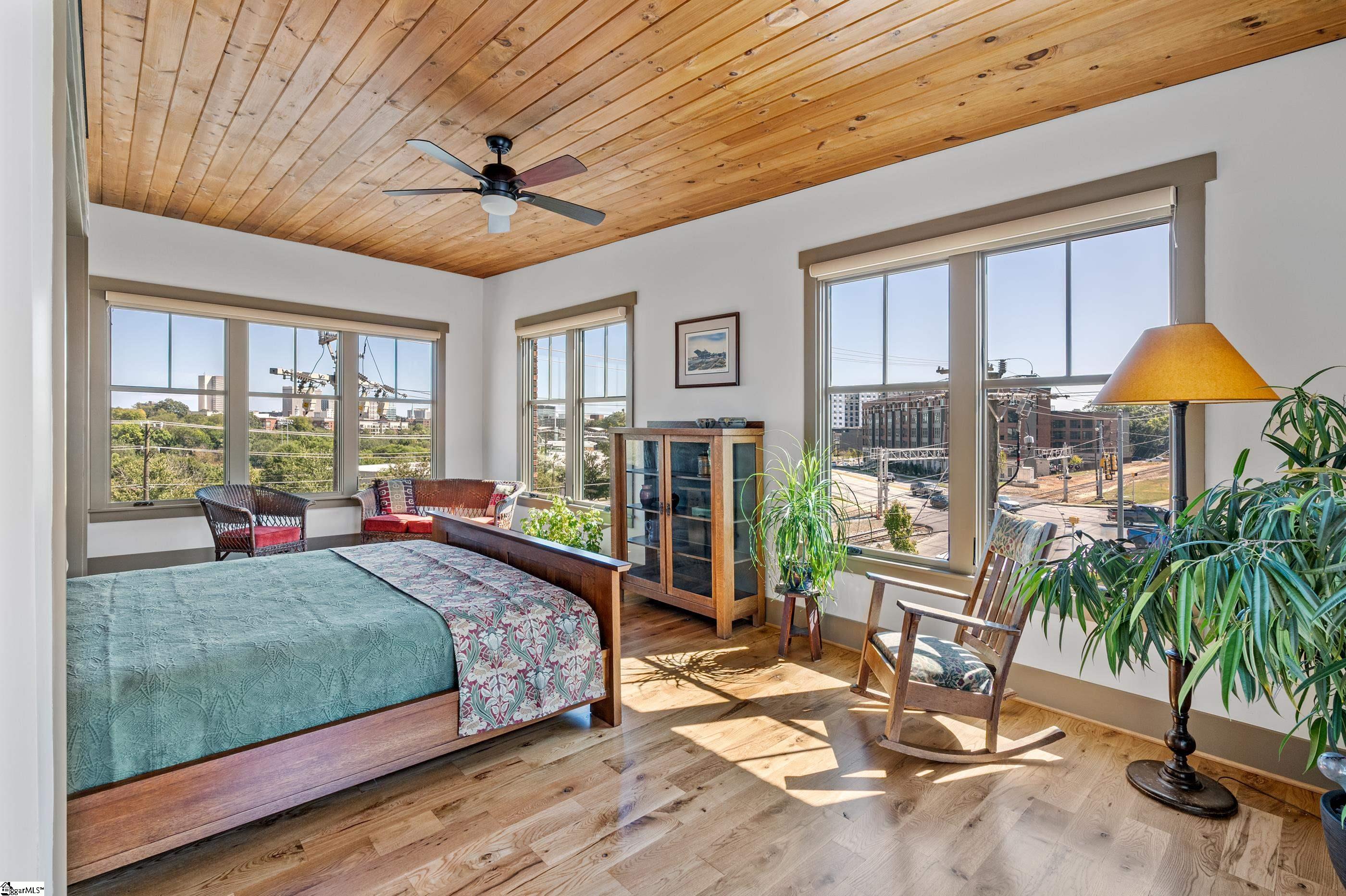 417 N Markley Street