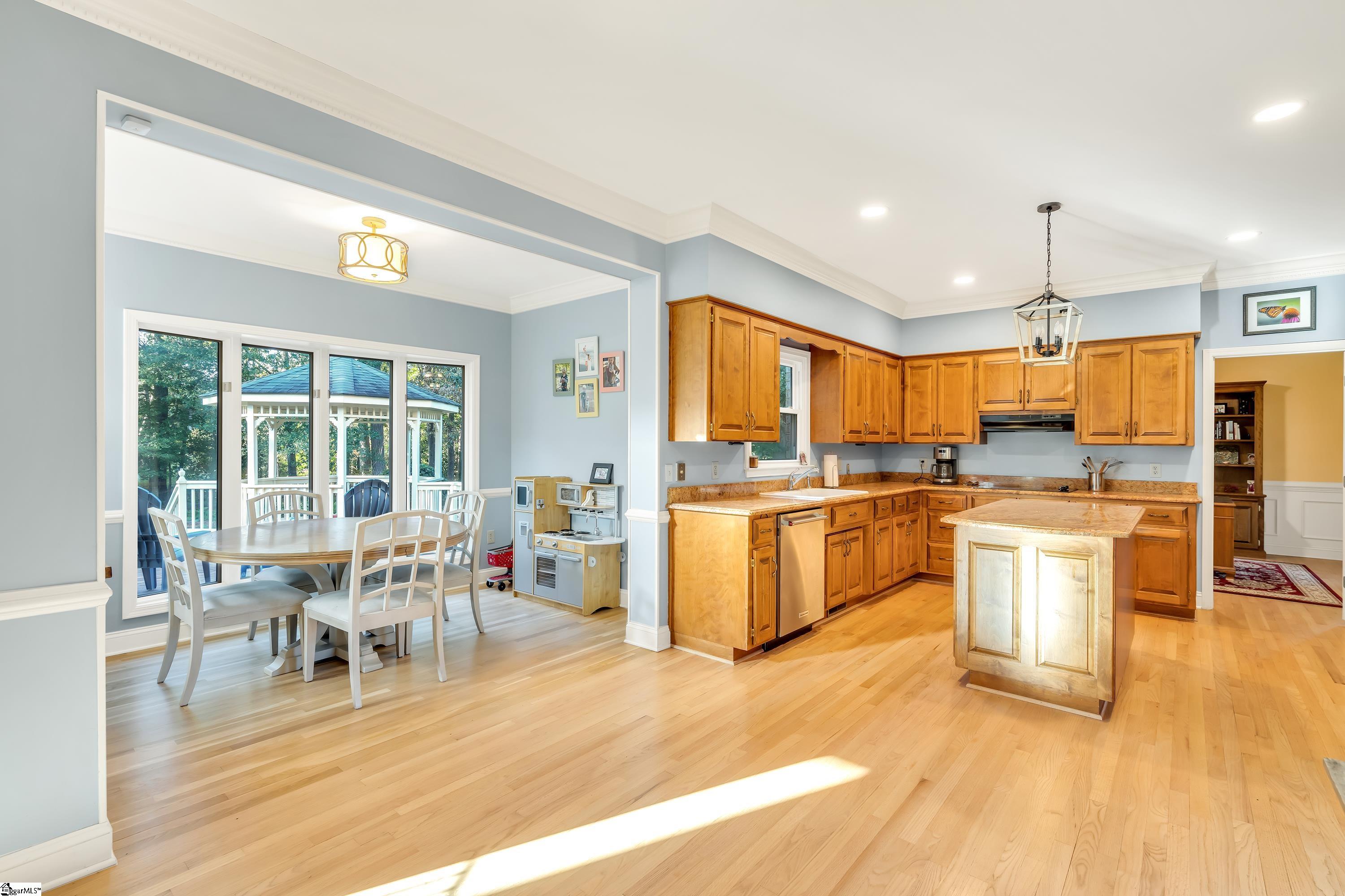 131 Brandermill Road