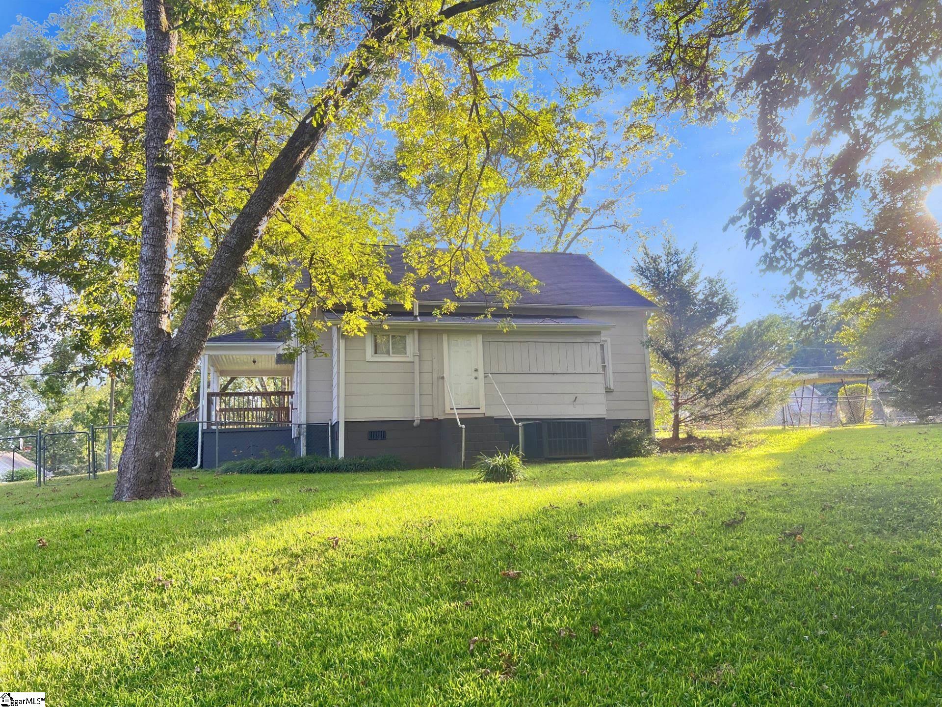 303 Blue Ridge Street