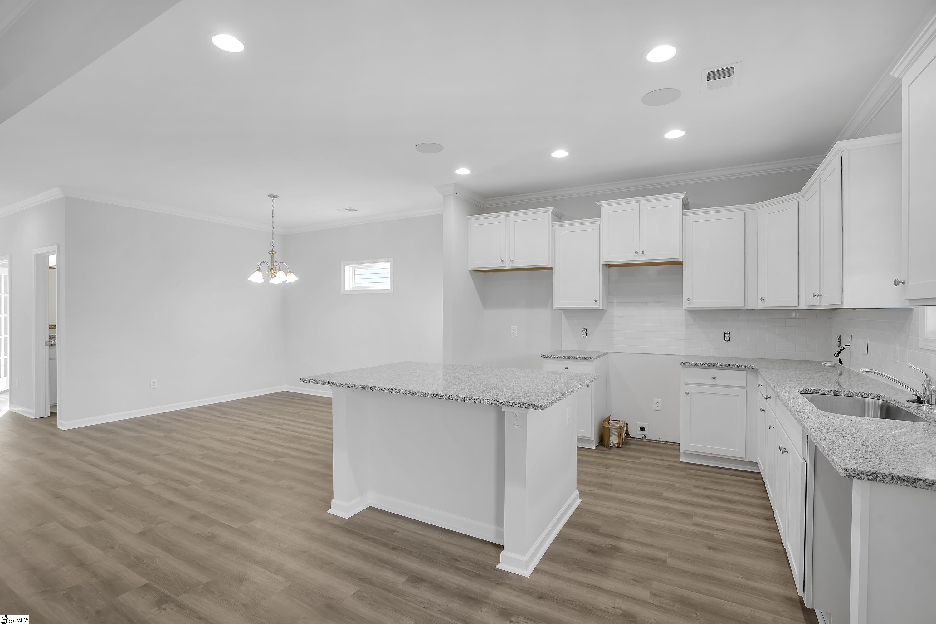 1063 Silverbend Trail