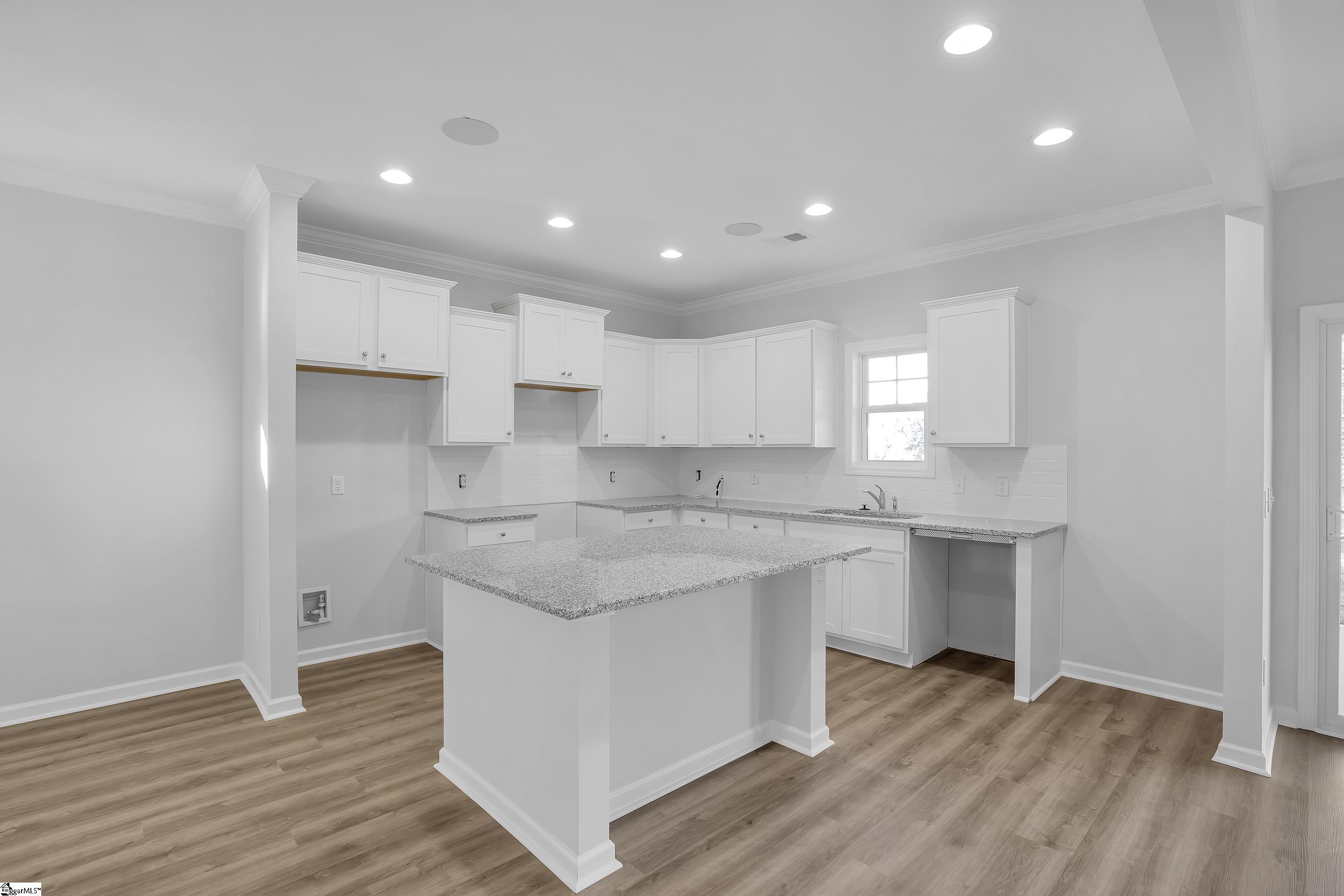 1063 Silverbend Trail