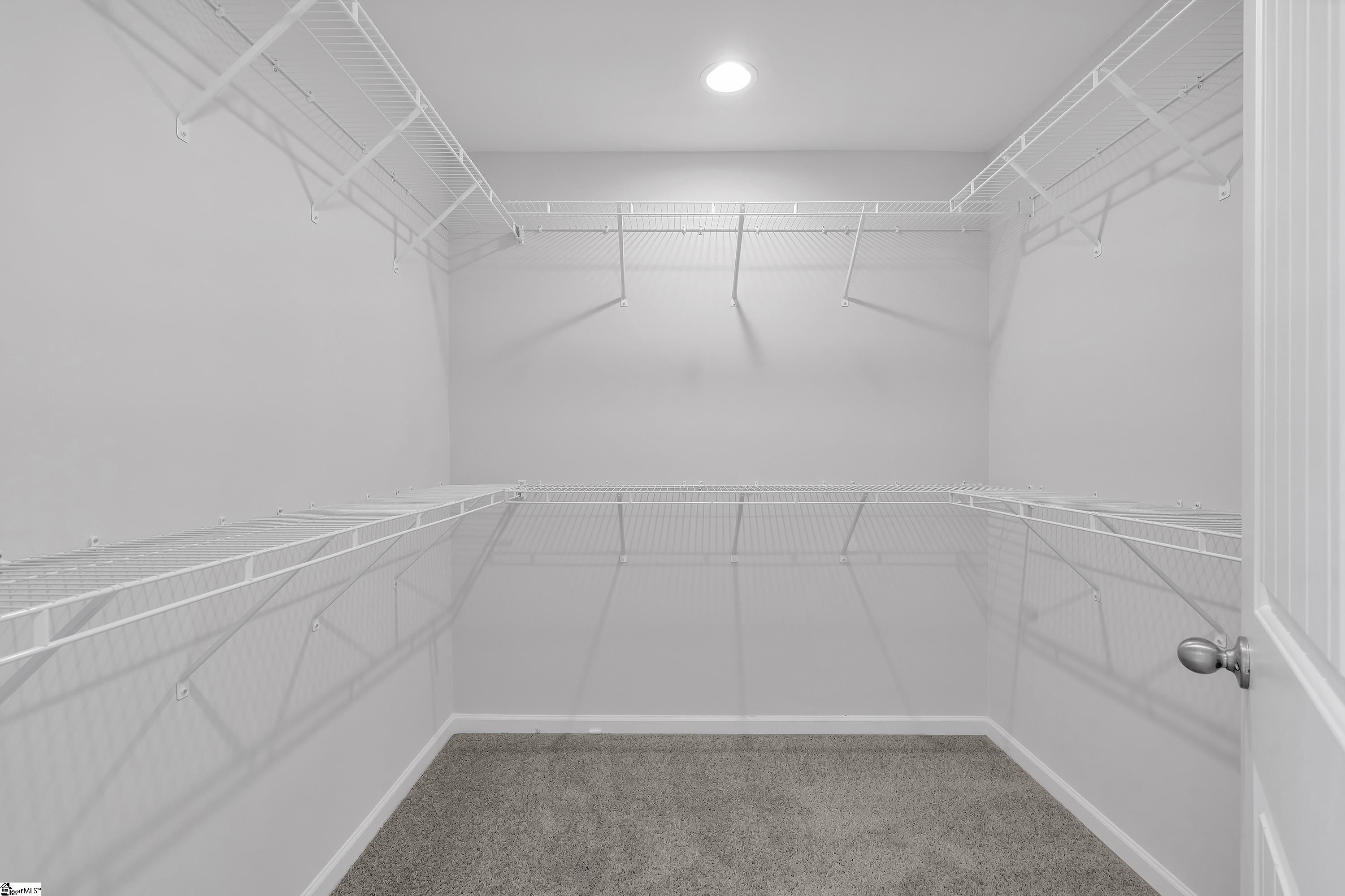 1043 Silverbend Trail