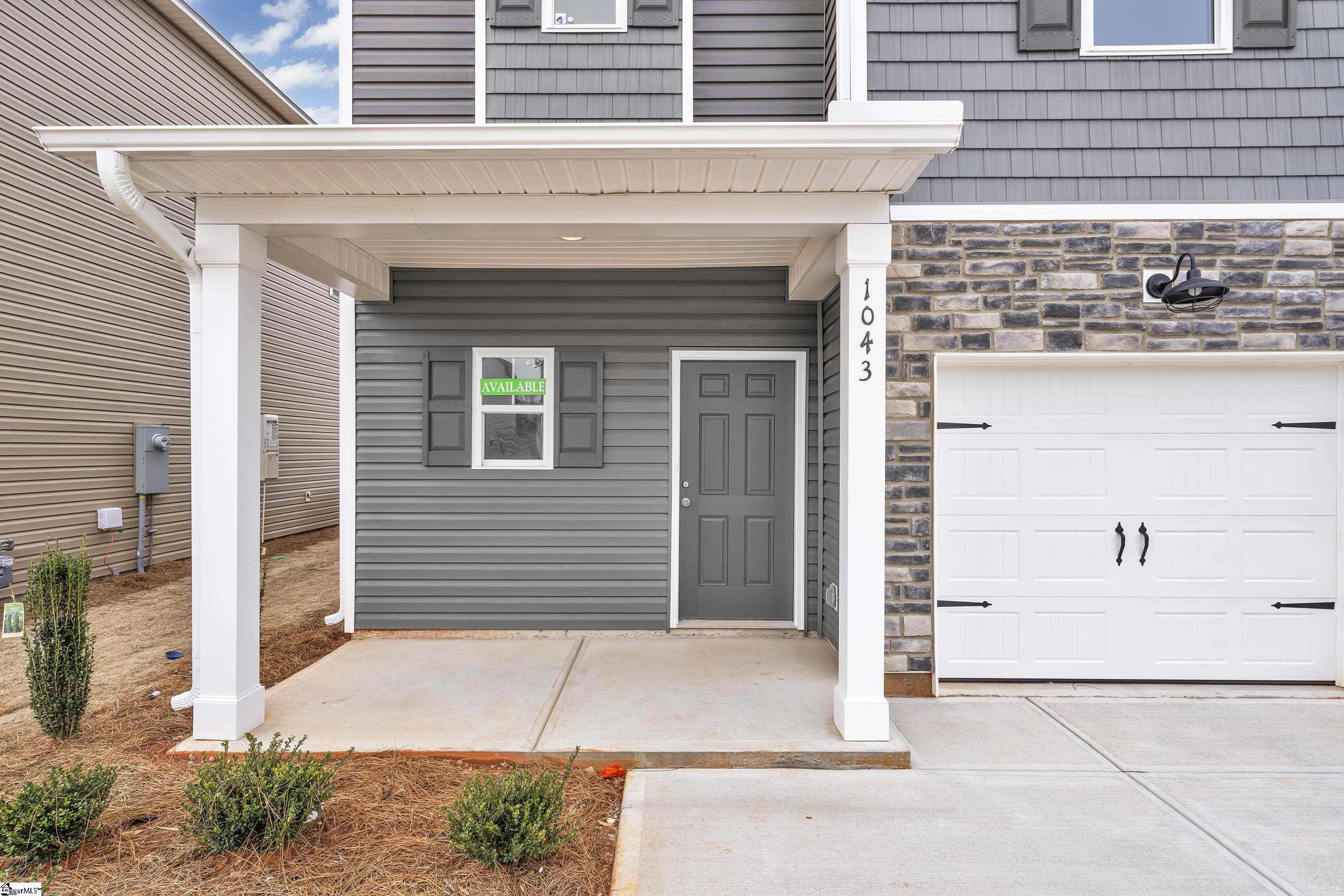 1043 Silverbend Trail