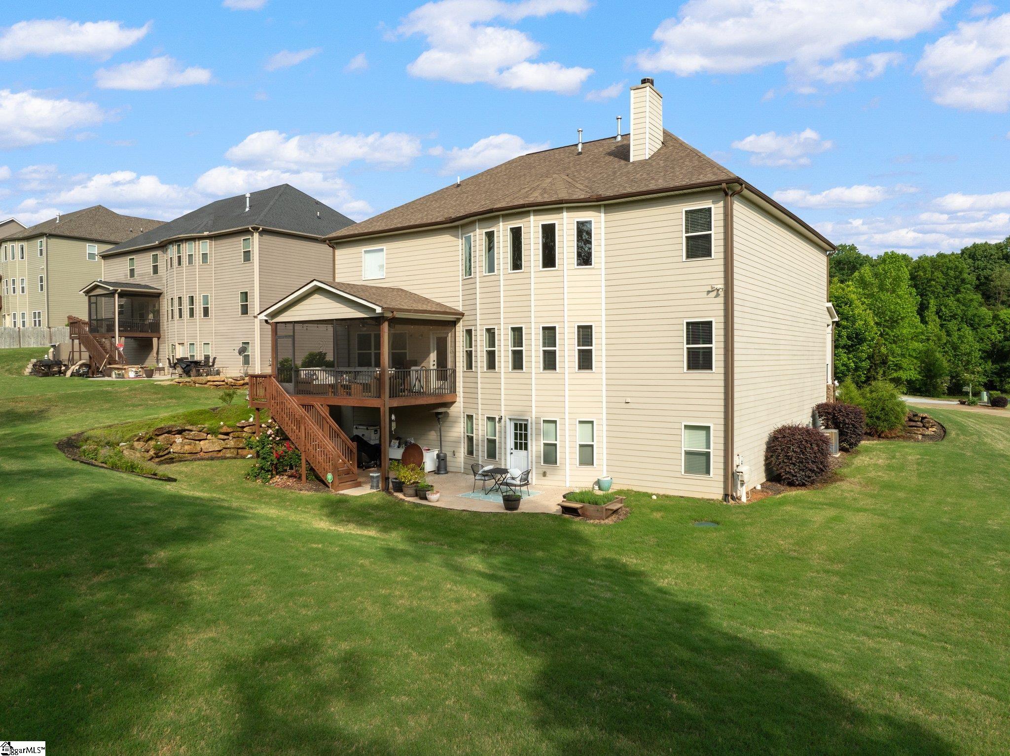 128 Ridgewater Court