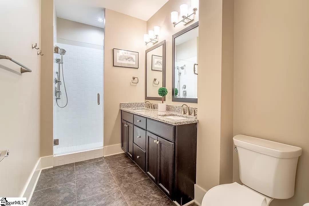 121 Rhett Street Unit 402 Unit: Unit # 402