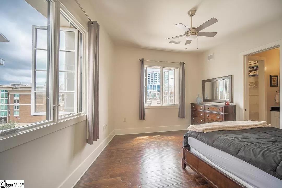 121 Rhett Street Unit 402 Unit: Unit # 402
