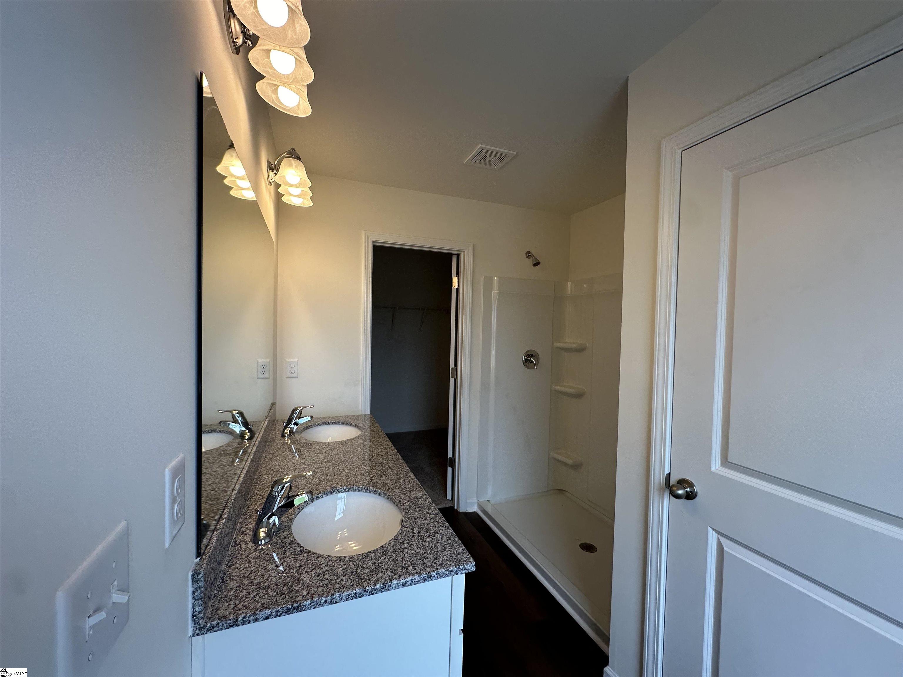 5043 Sunnycreek Drive