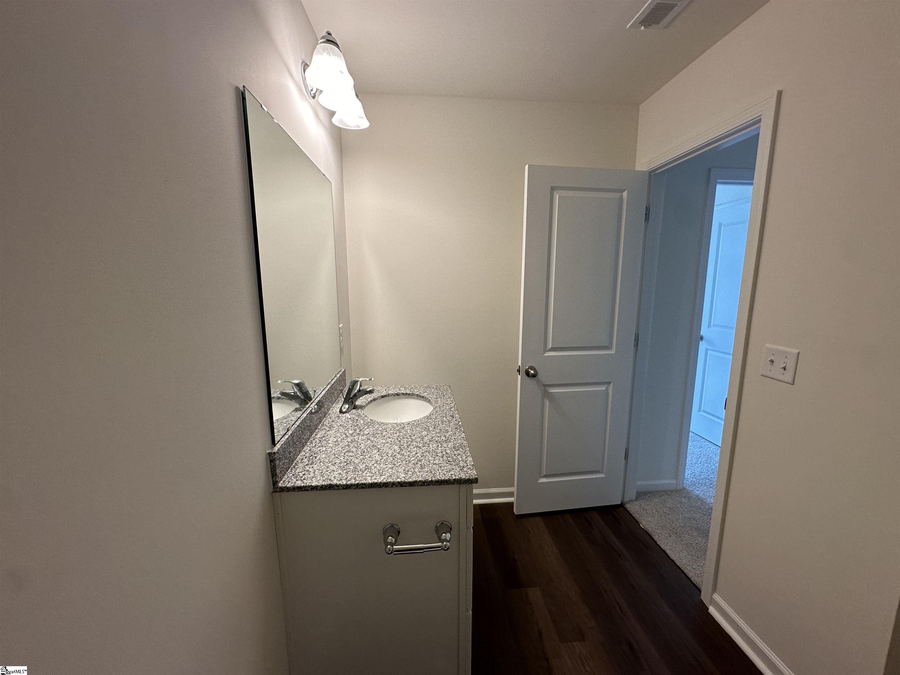 5043 Sunnycreek Drive