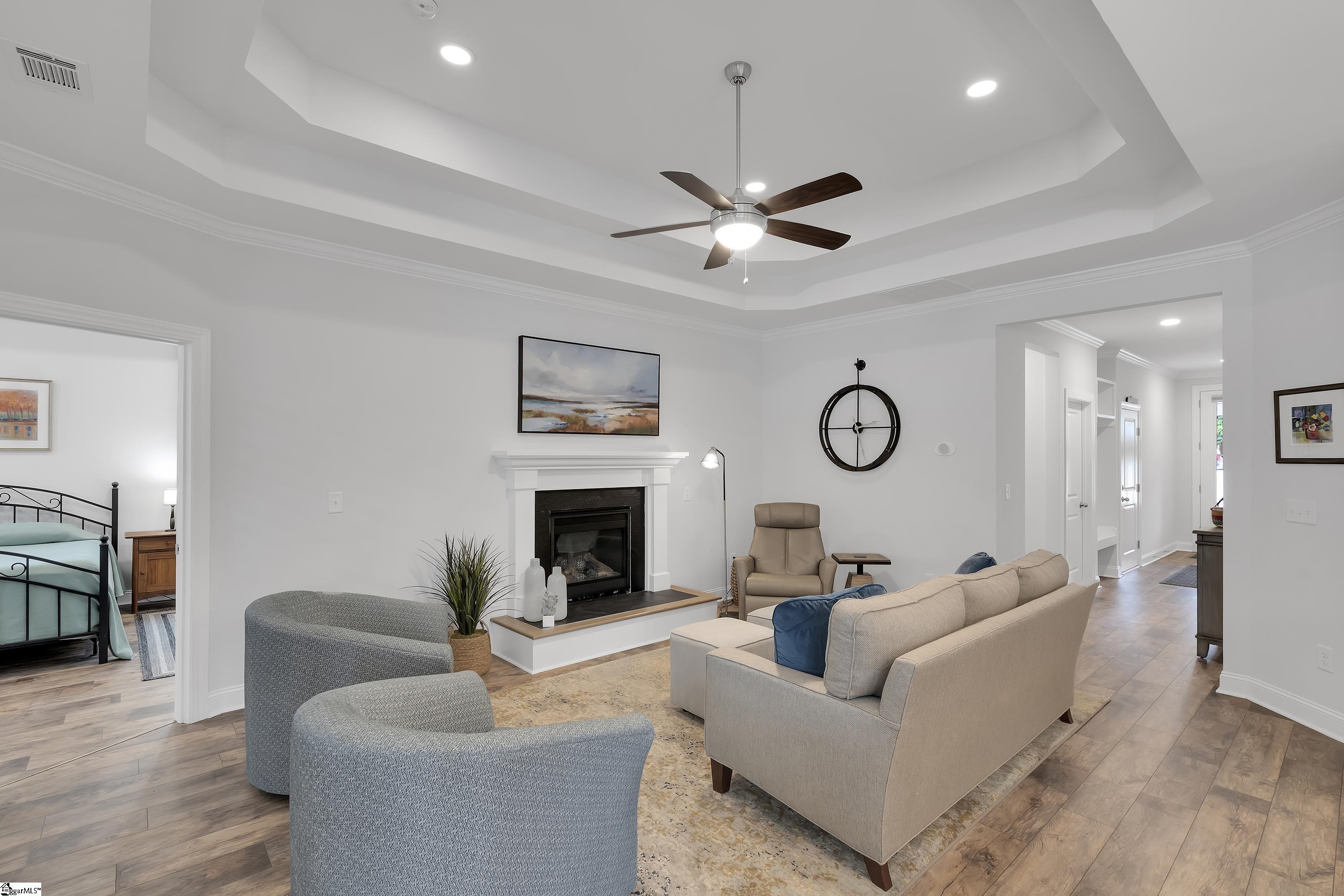 1012 Cortland Valley