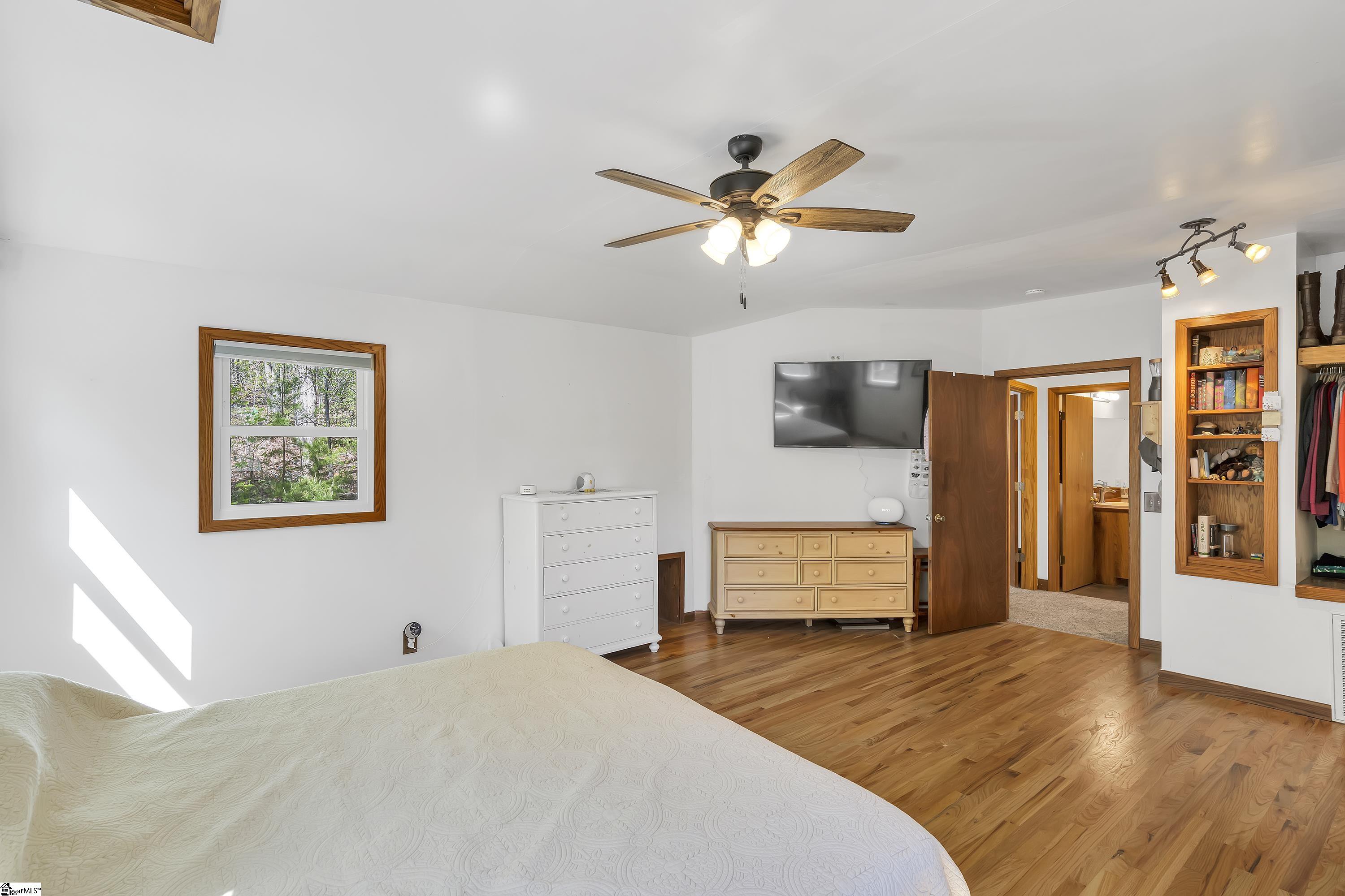 285 N Old Buncombe Road