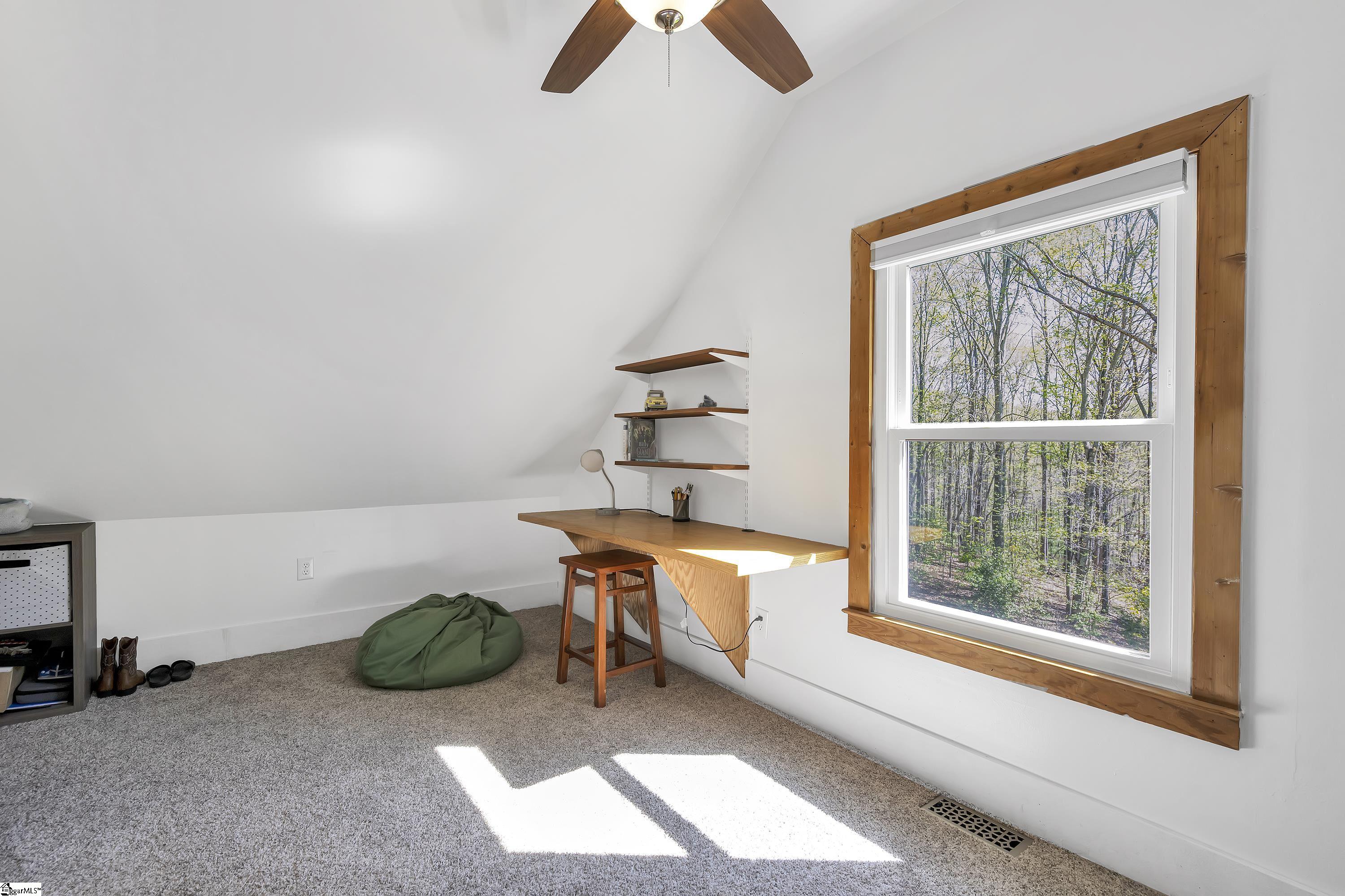 285 N Old Buncombe Road