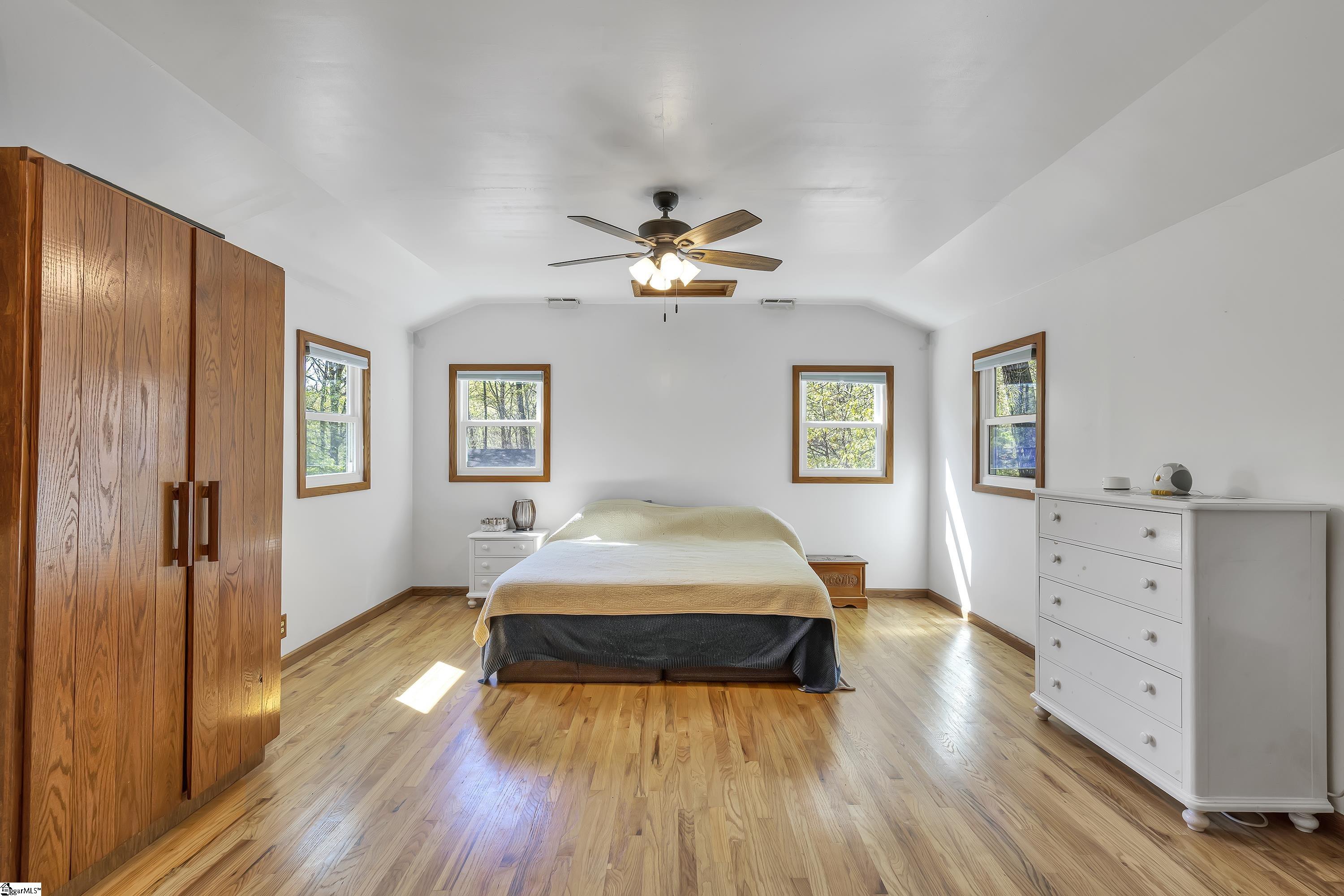 285 N Old Buncombe Road