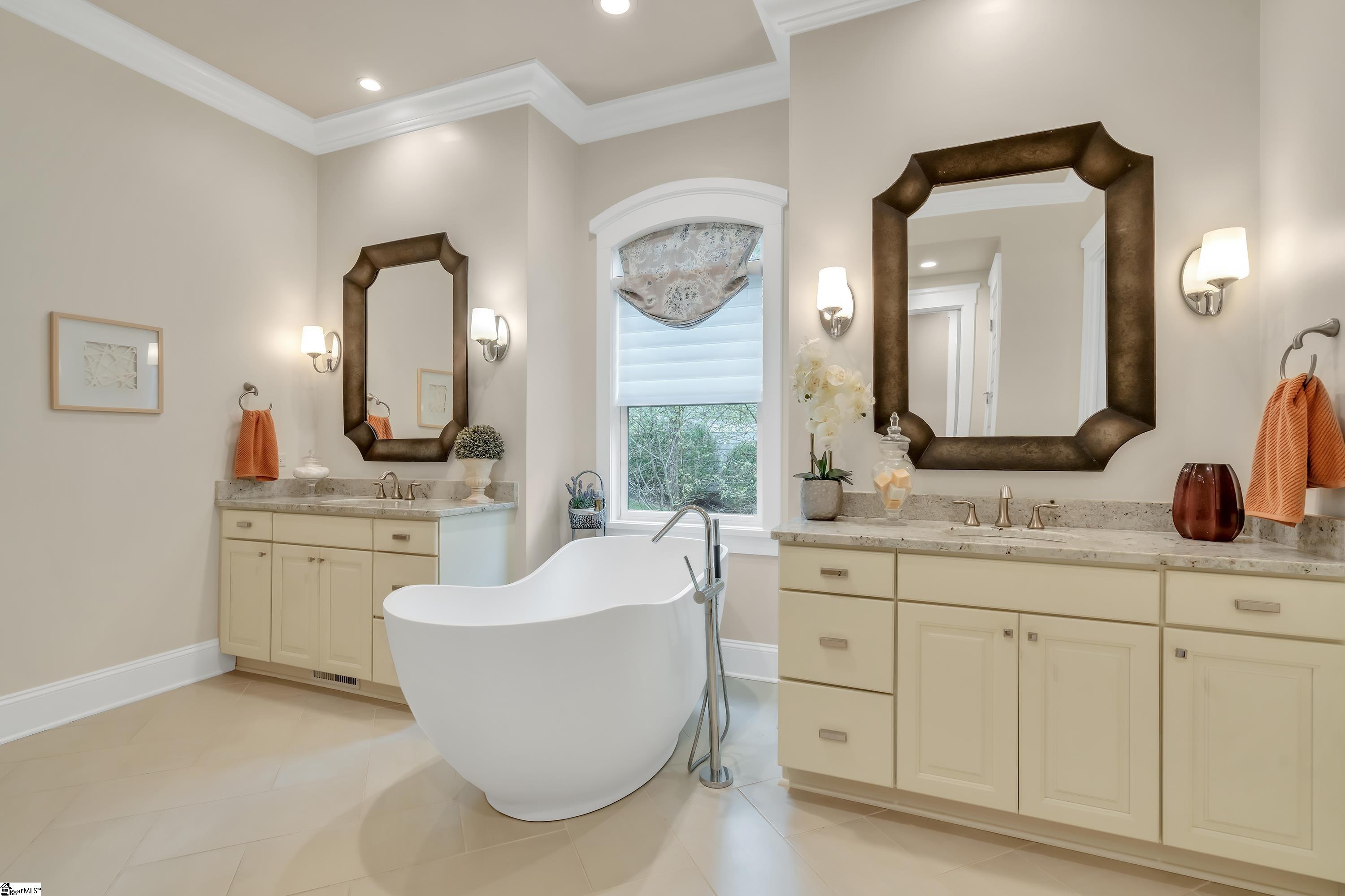 220 Saluda Run Drive