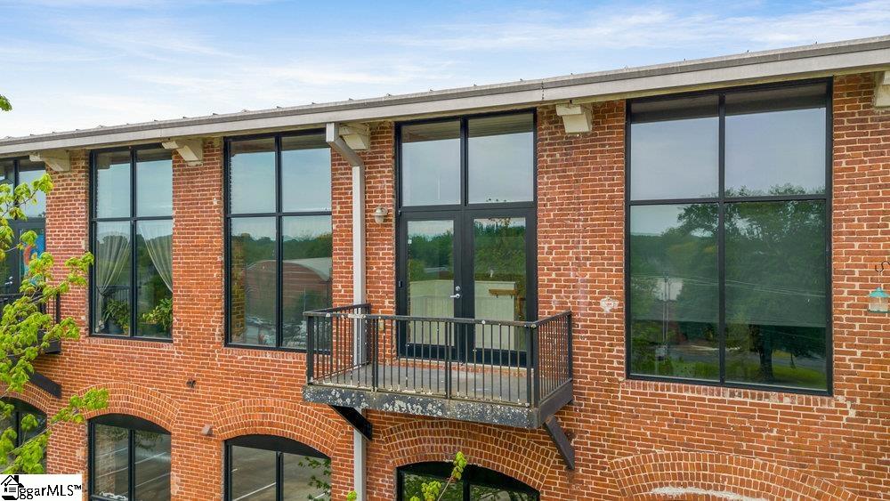 300 South Street Unit 208