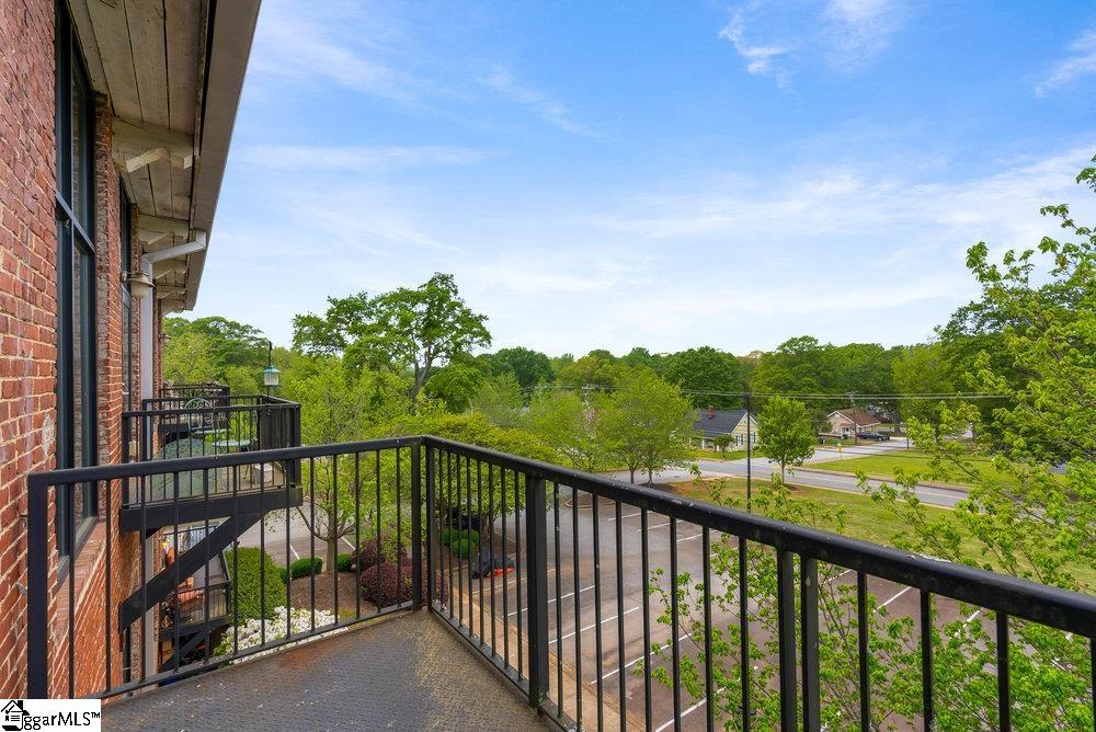 300 South Street Unit 208