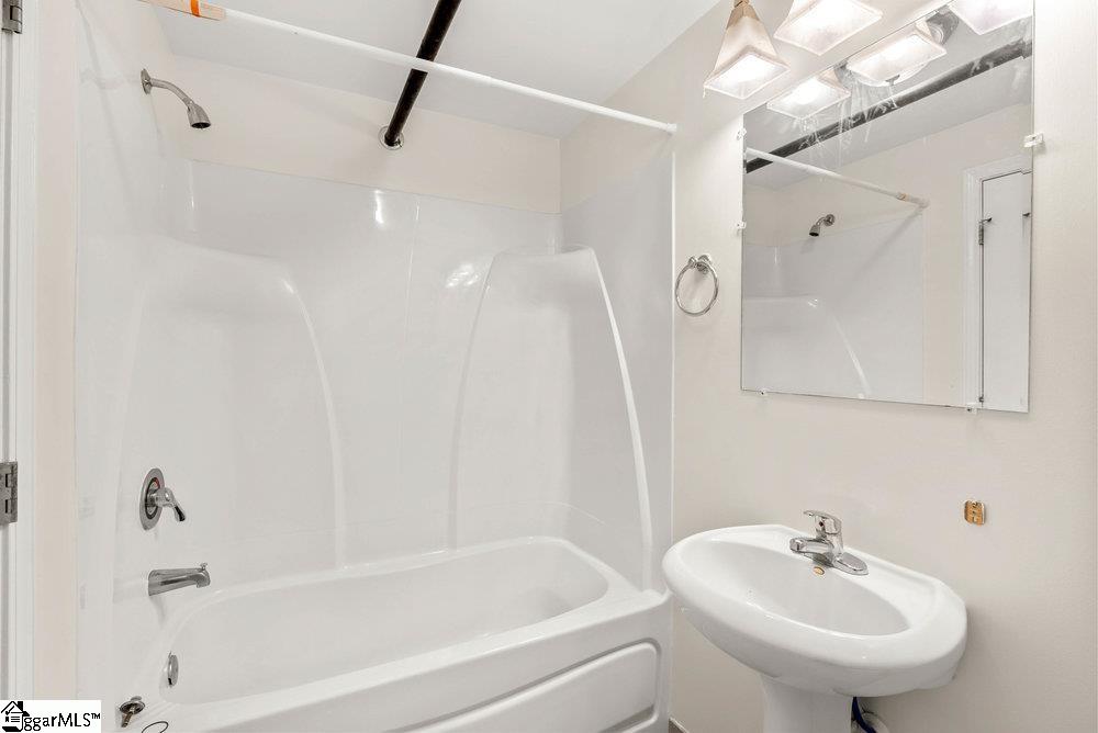 300 South Street Unit 208