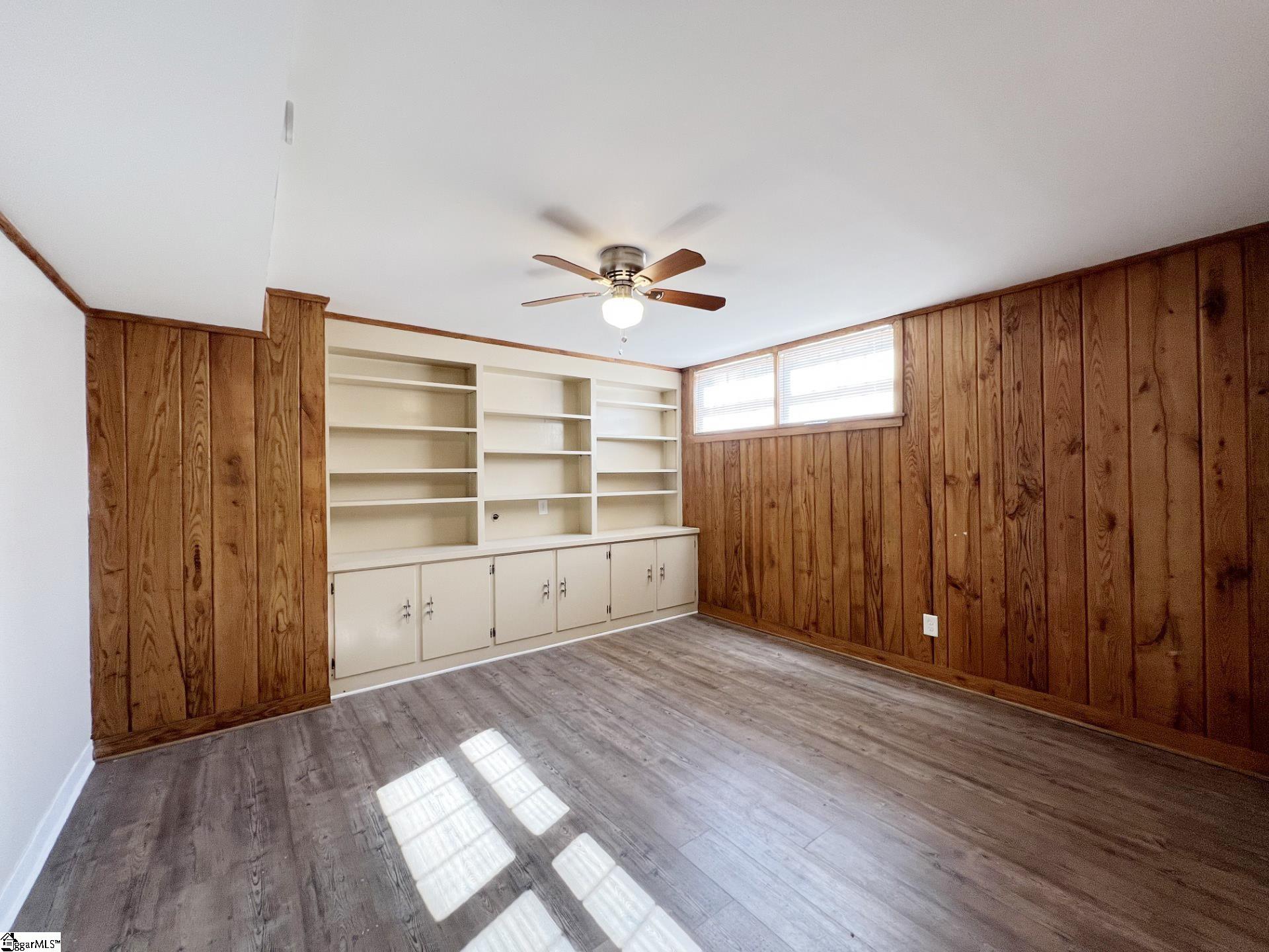 5 Howell Road
