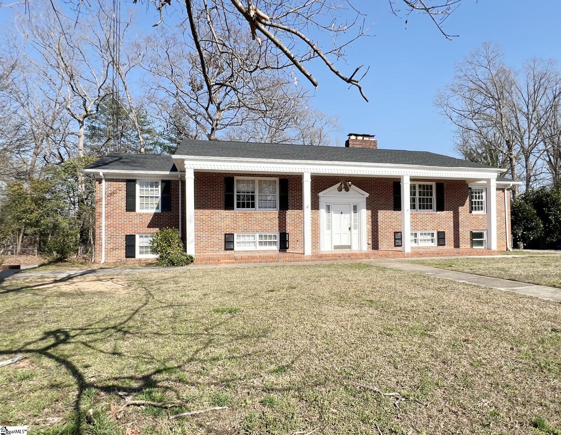 5 Howell Road
