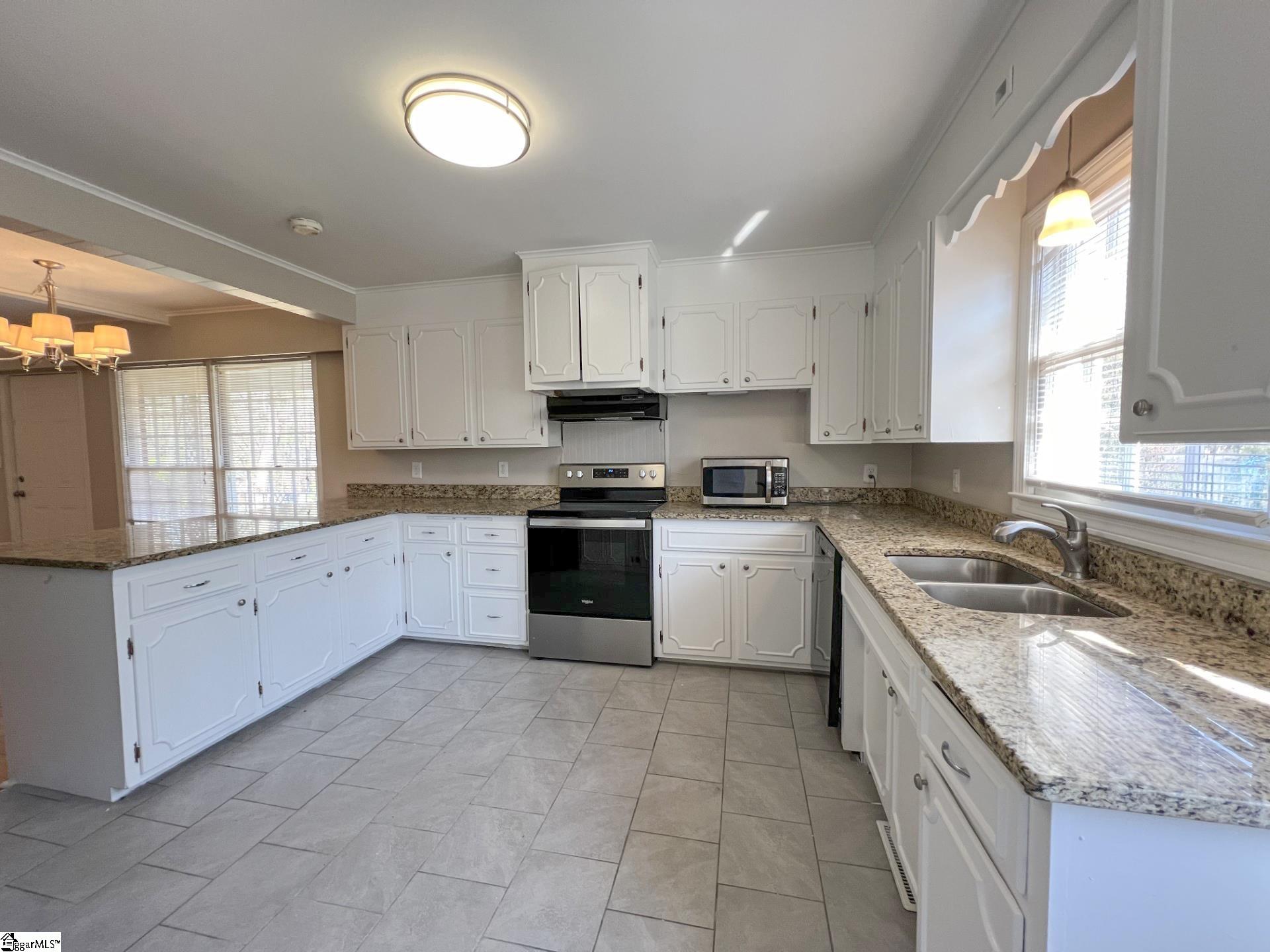 5 Howell Road