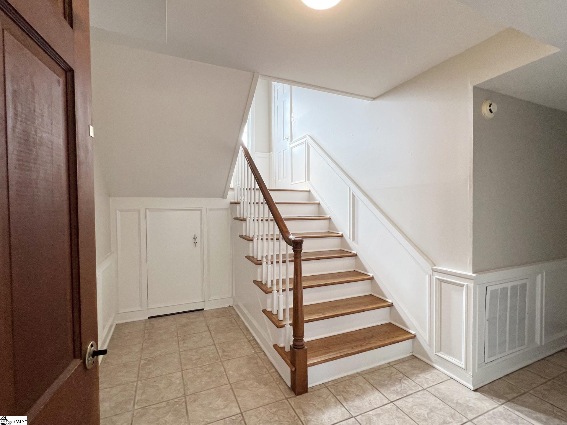 5 Howell Road