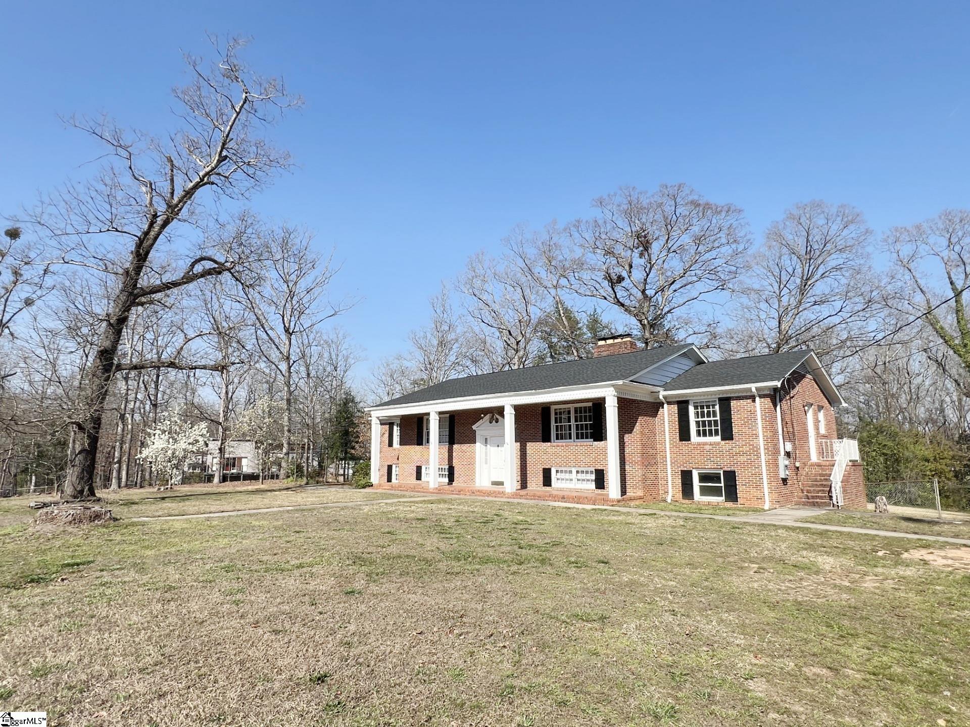 5 Howell Road