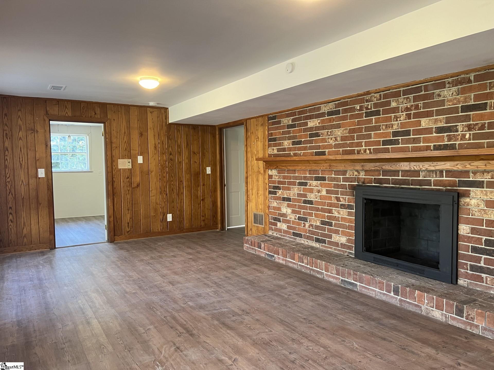 5 Howell Road