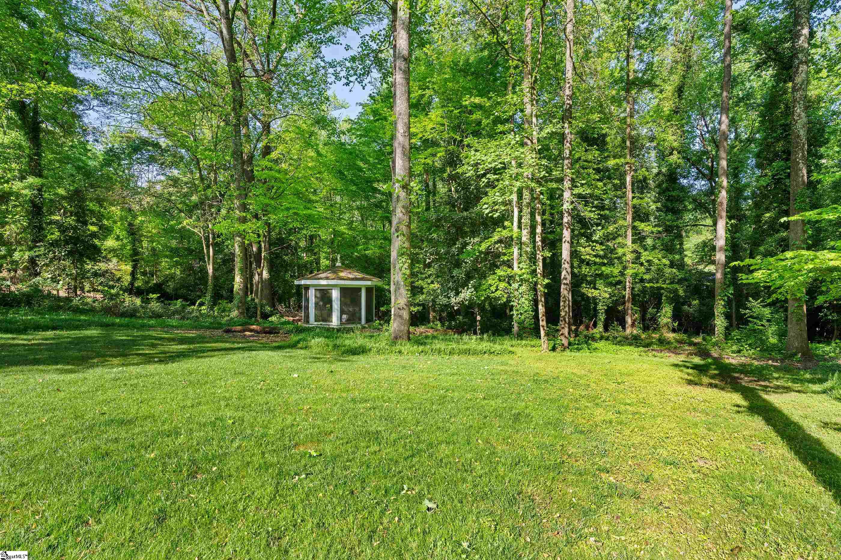 2028 Cleveland Street Extension