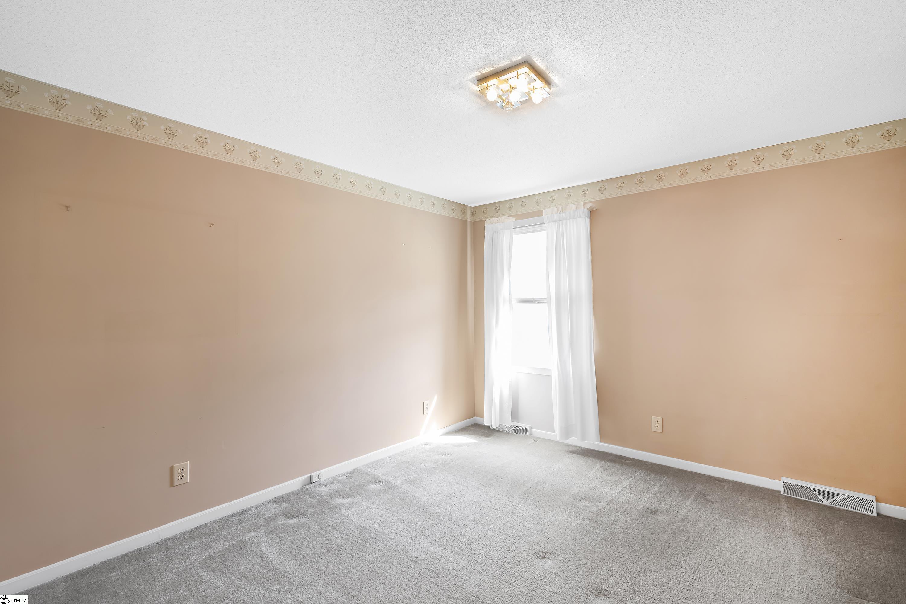 12 Tamburlaine Court